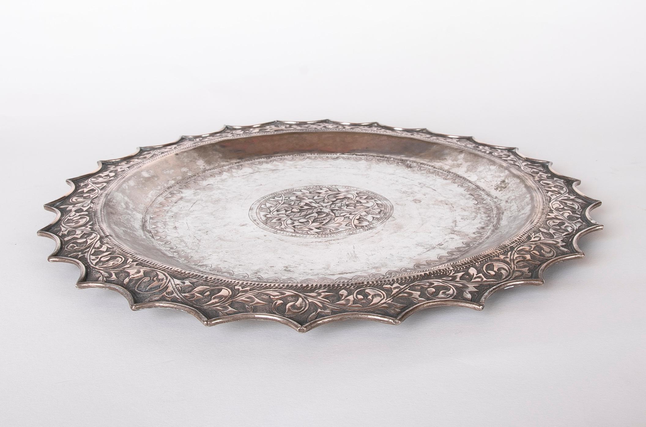 19th Century Silver Tray with Embossed Flower Decoration For Sale 2