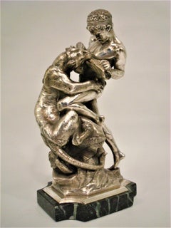 Siglo XIX, Escultura de bronce plateado con la Lucha por la vida de E. Drouot
