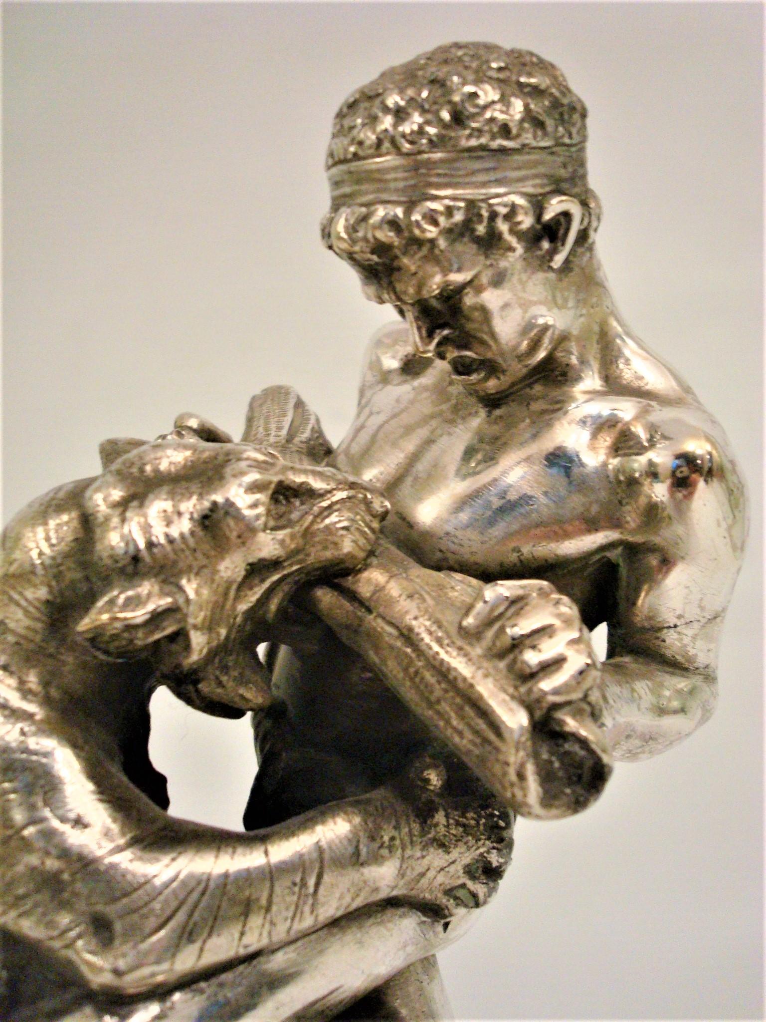 Grec classique Sculpture en bronze argenté du 19ème siècle « Struggle for Life » d'E. Drouot en vente