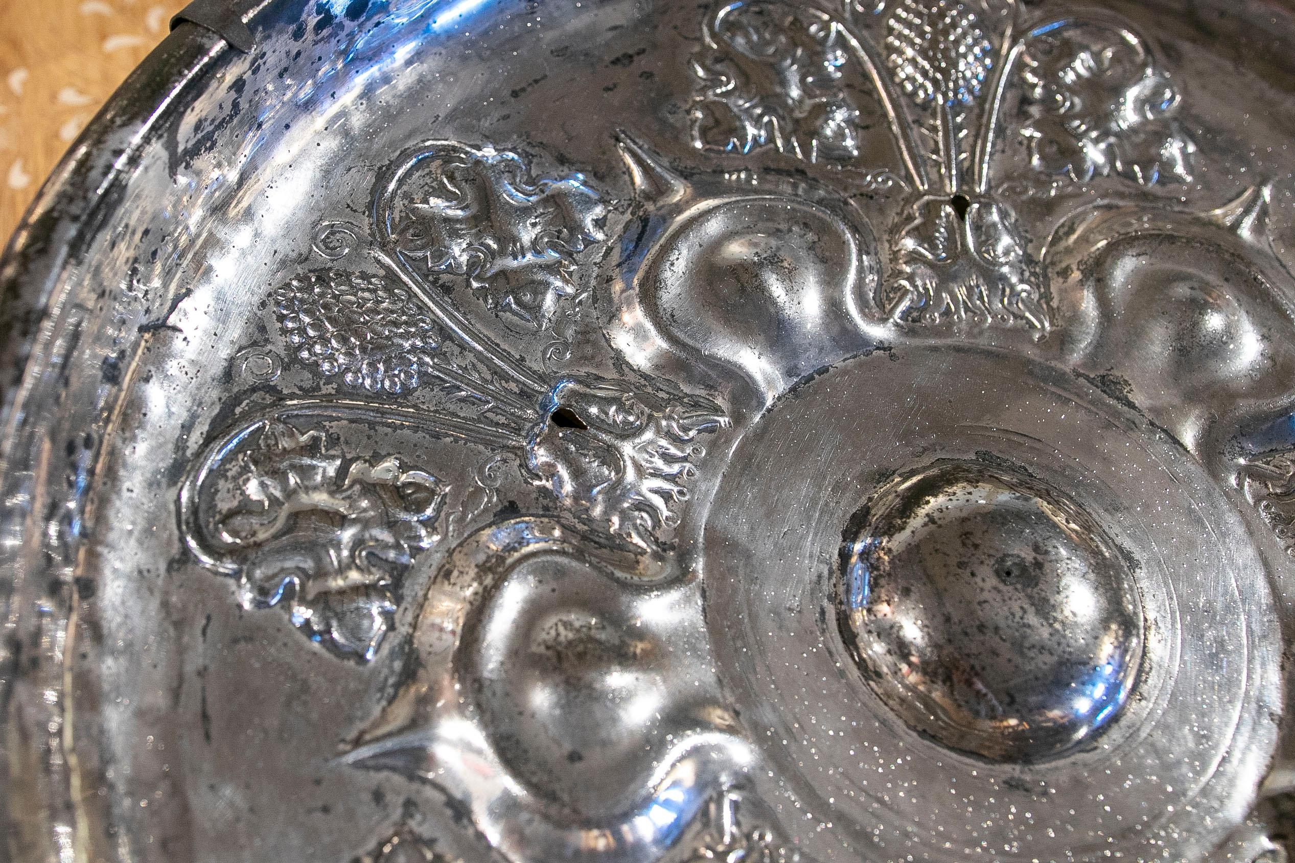 19th Century Silvered Metal Plate with Flower and Face Decoration For Sale 2