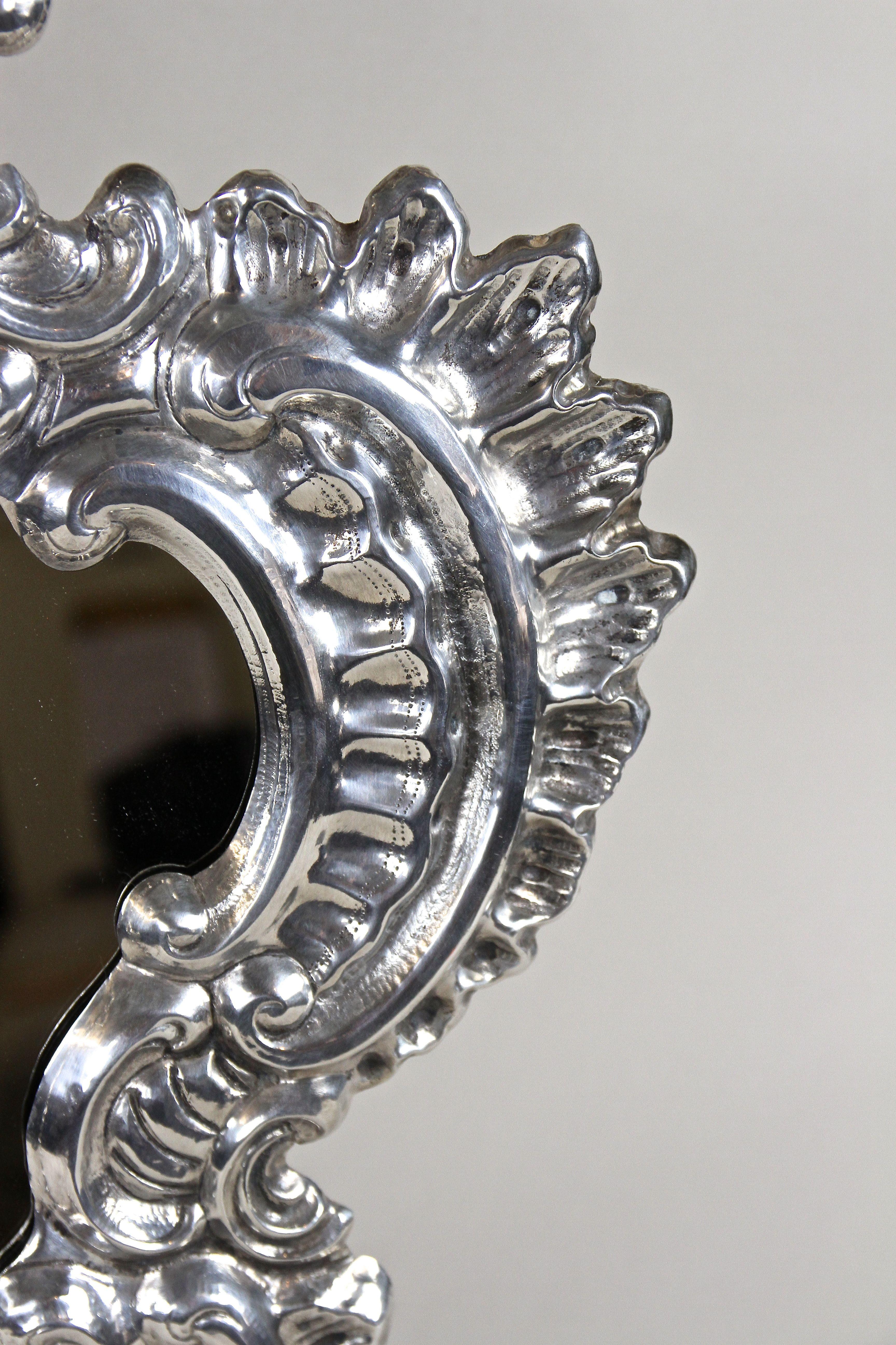 Espejo de pared veneciano plateado del siglo XIX, Italia, hacia 1890 en venta 10