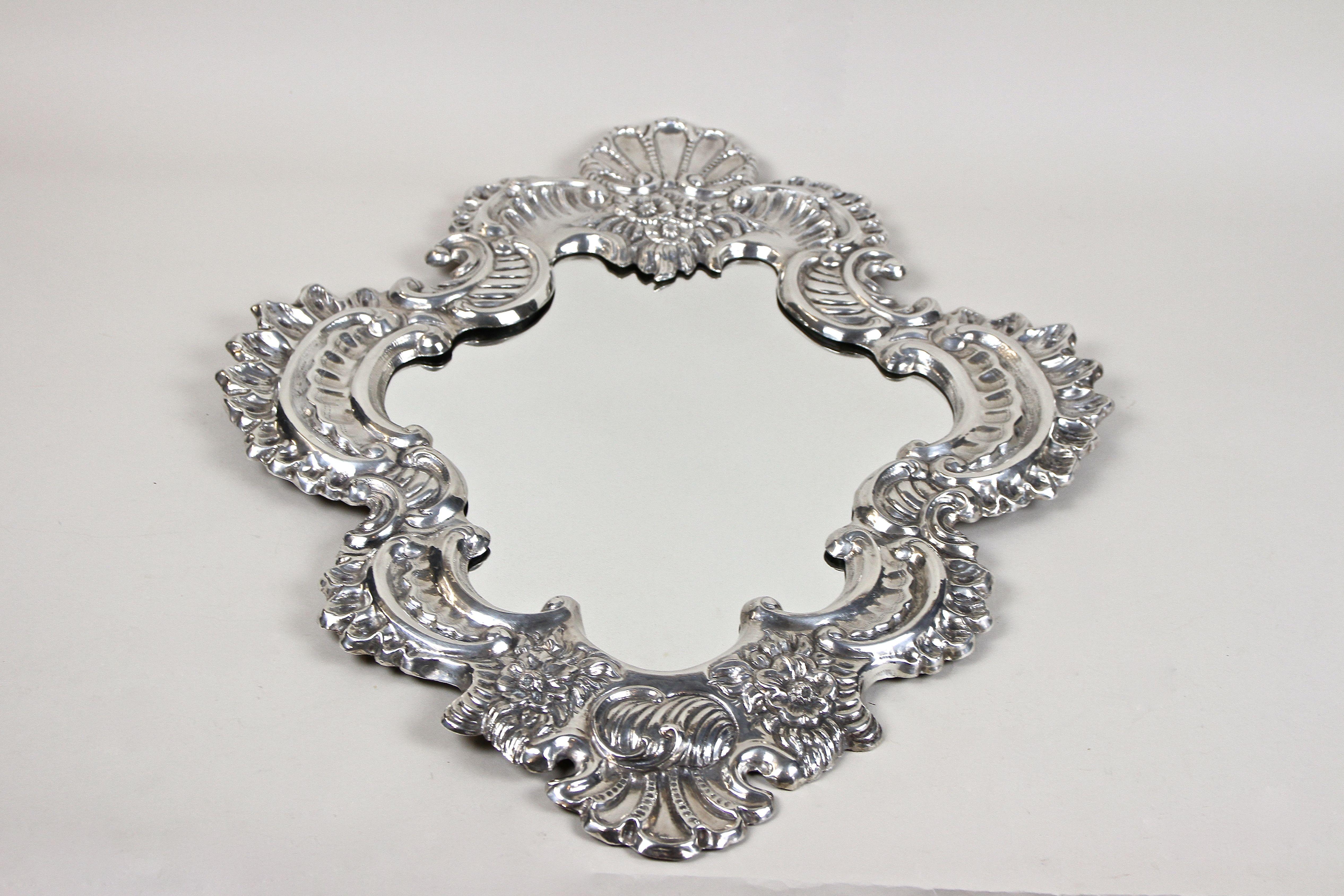 19th Century Silvered Venetian Wall Mirror, Italy, circa 1890 In Good Condition For Sale In Lichtenberg, AT