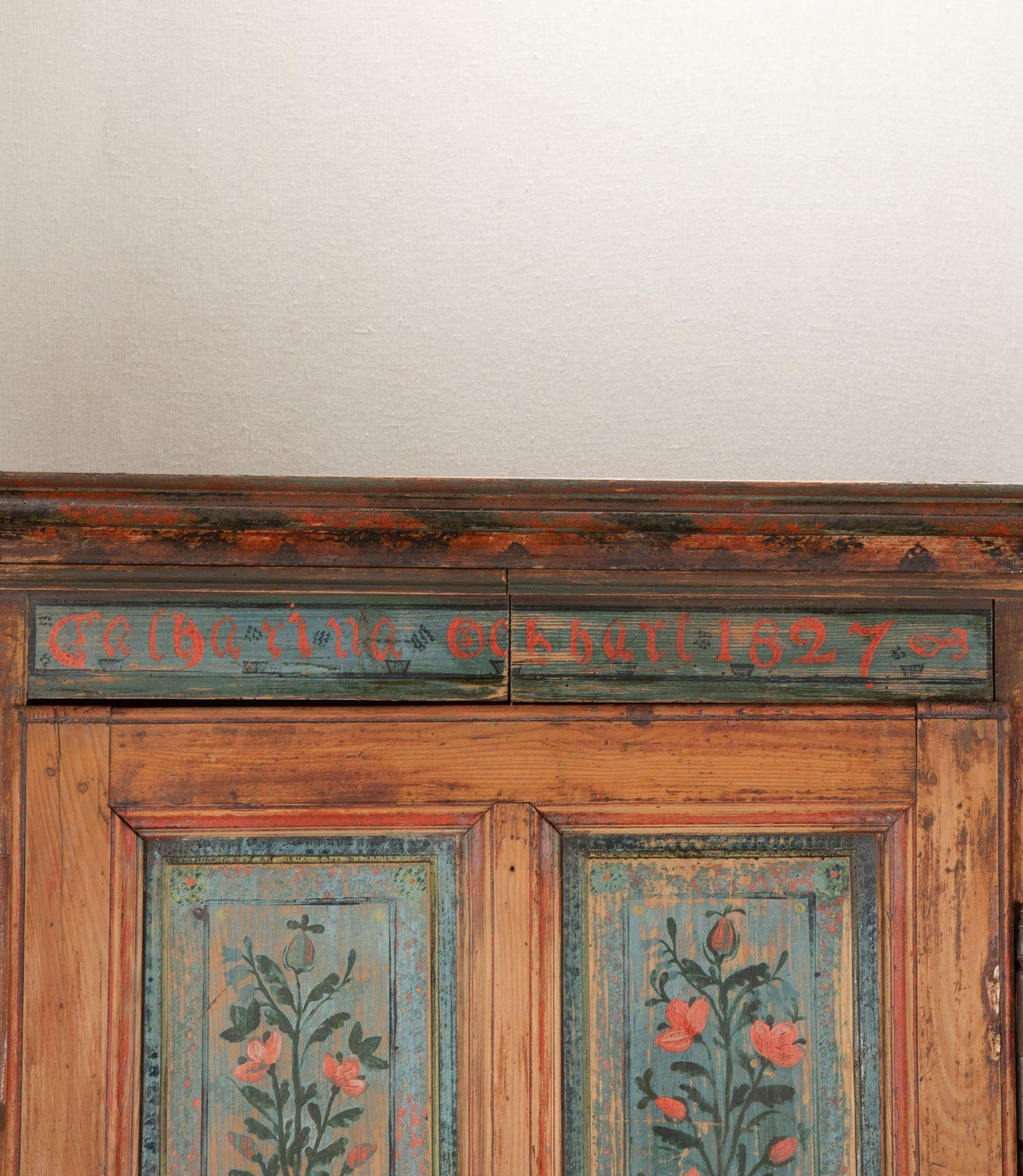 Hand-Painted 19th Century Single Door Armoire with Original Floral Painted Decoration For Sale