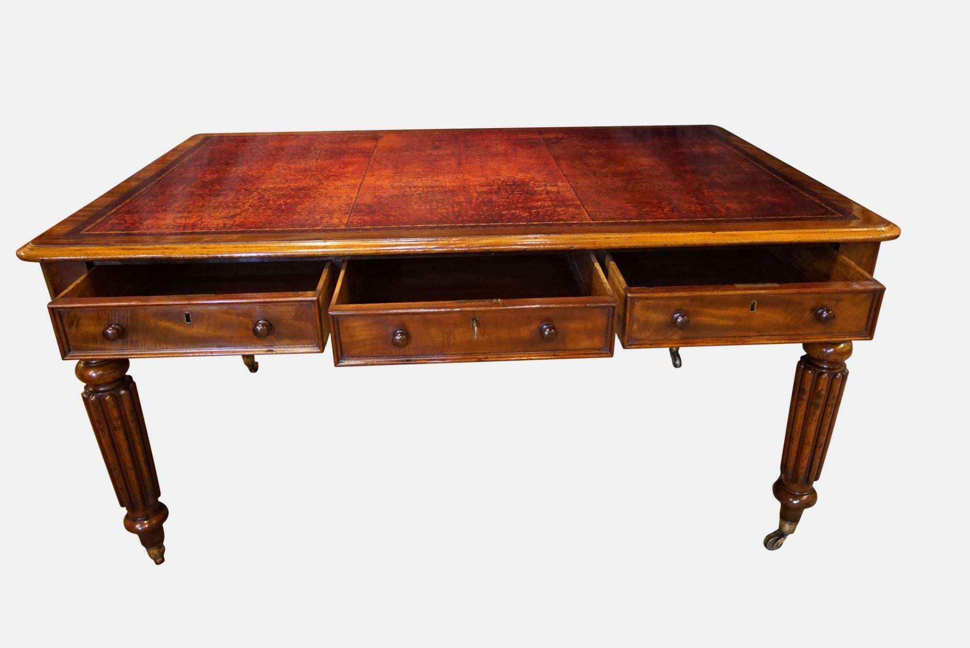 A 19th century six-drawer mahogany partners writing table in original condition (leather re-placed)

Makers Name W PRIEST WATER ST BLACKFRIARS

circa 1850.