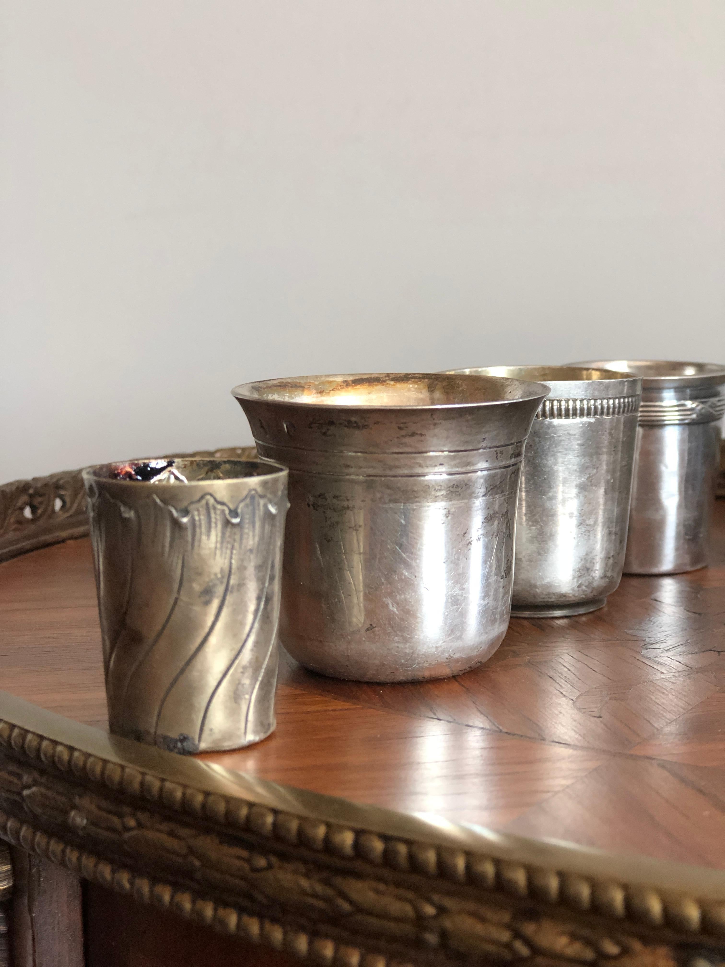 Six small silver round cups with different elegant decoration.
There are small shocks on few of them.
Could be sold separately. The price is per item.
France, circa 1890.