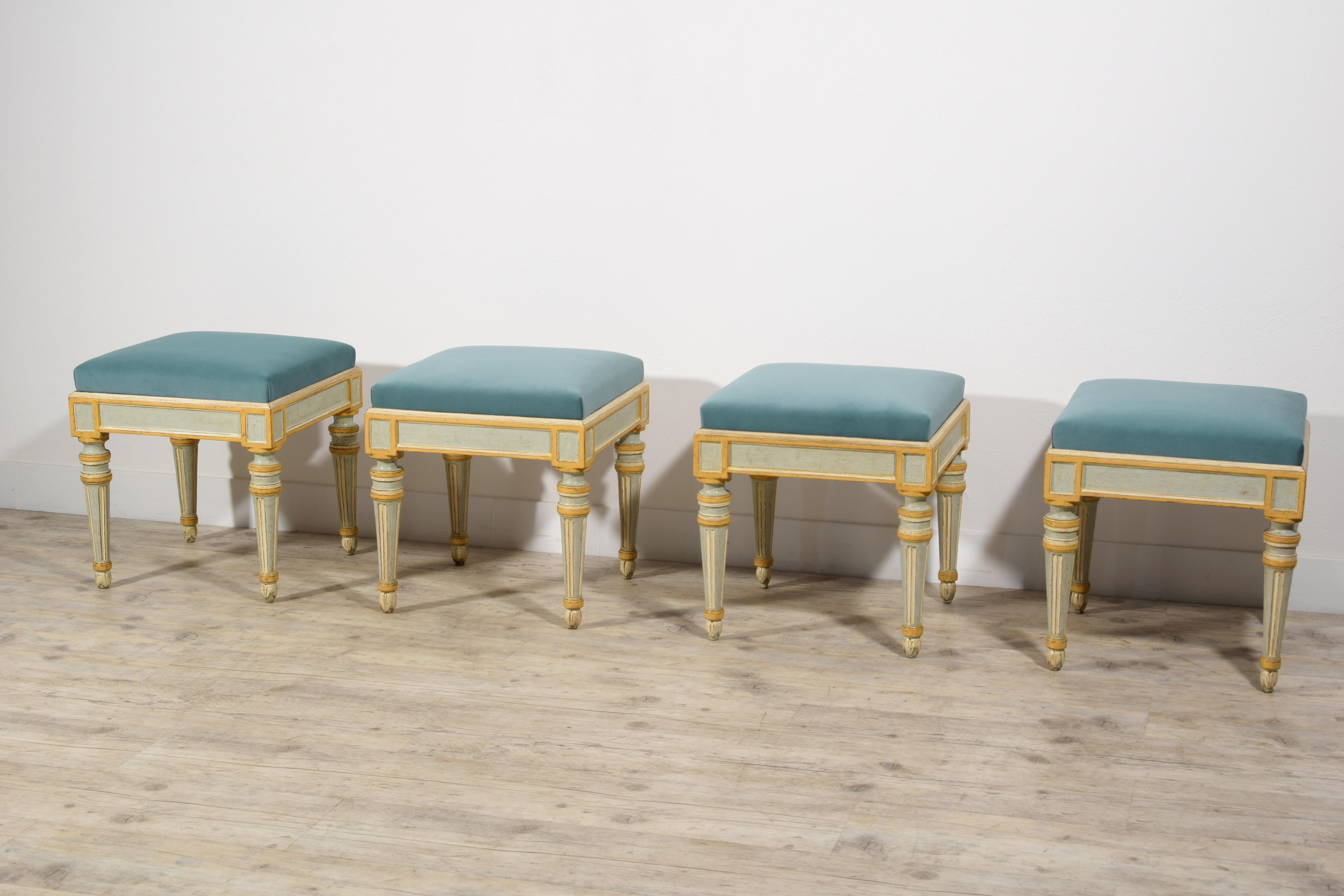 19th Century, Six Italian Neoclassical Lacquered Wood Benches For Sale 10