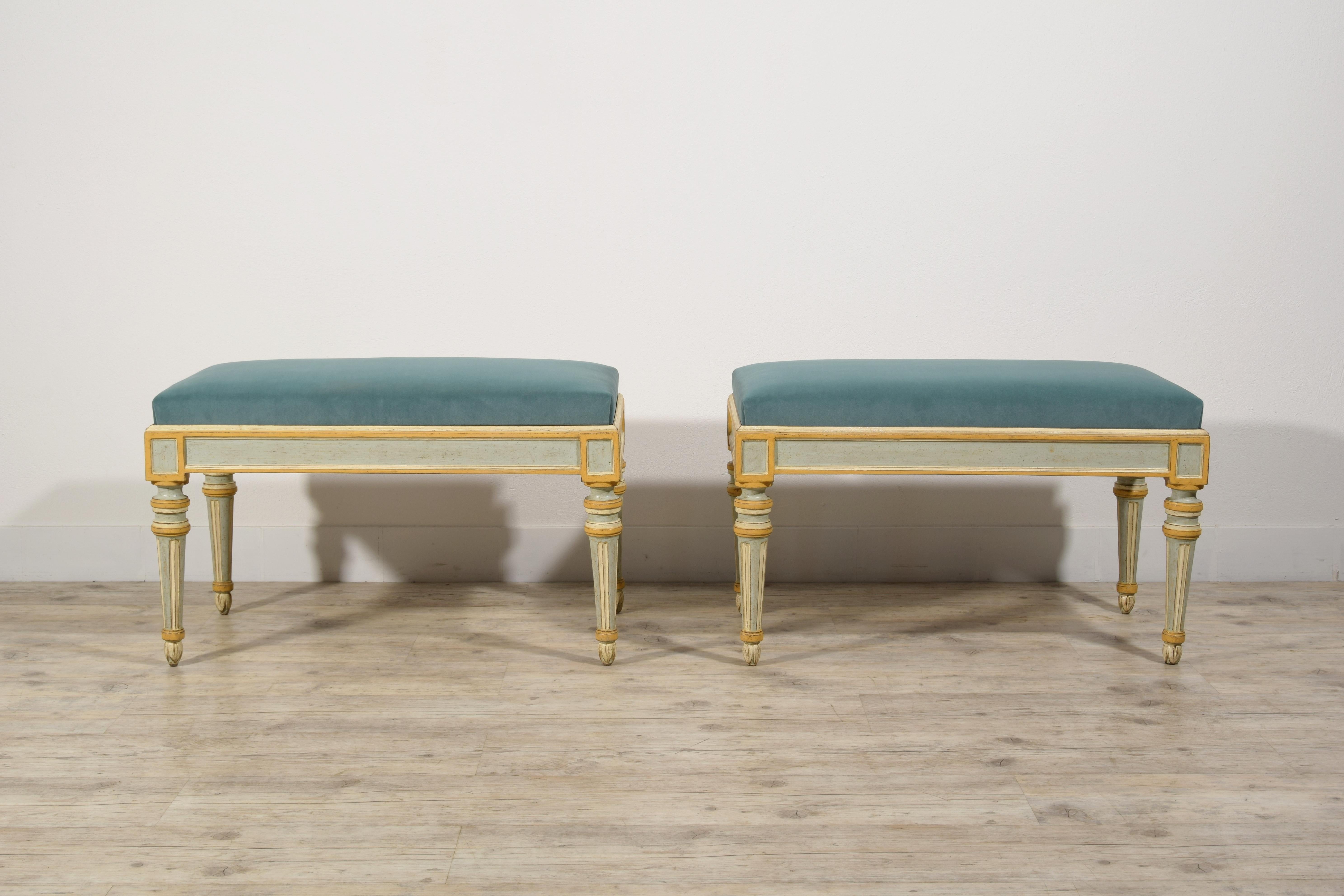 19th Century, Six Italian Neoclassical Lacquered Wood Benches For Sale 4