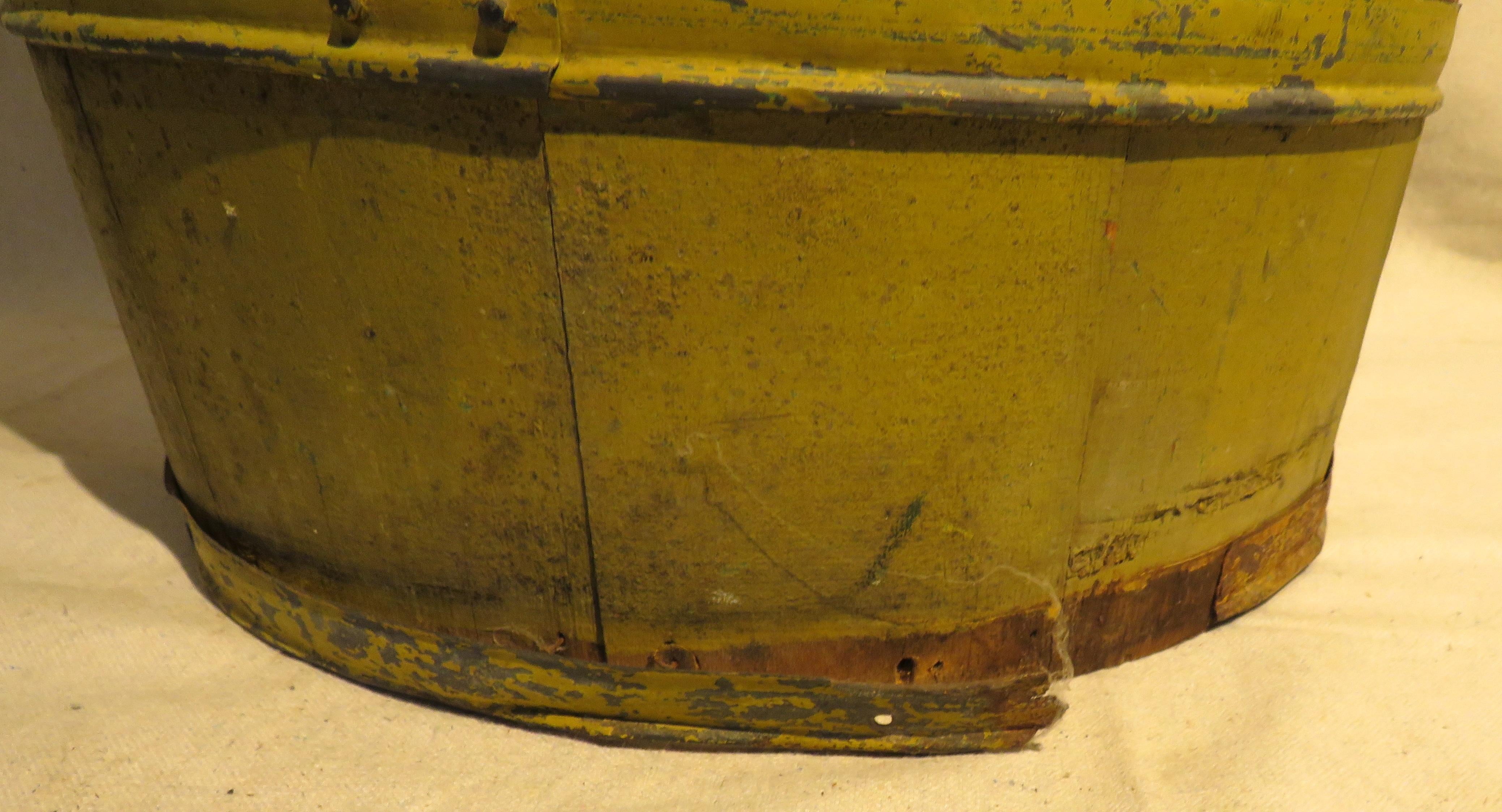 19th Century Slat Bucket in Yellow Paint For Sale 5