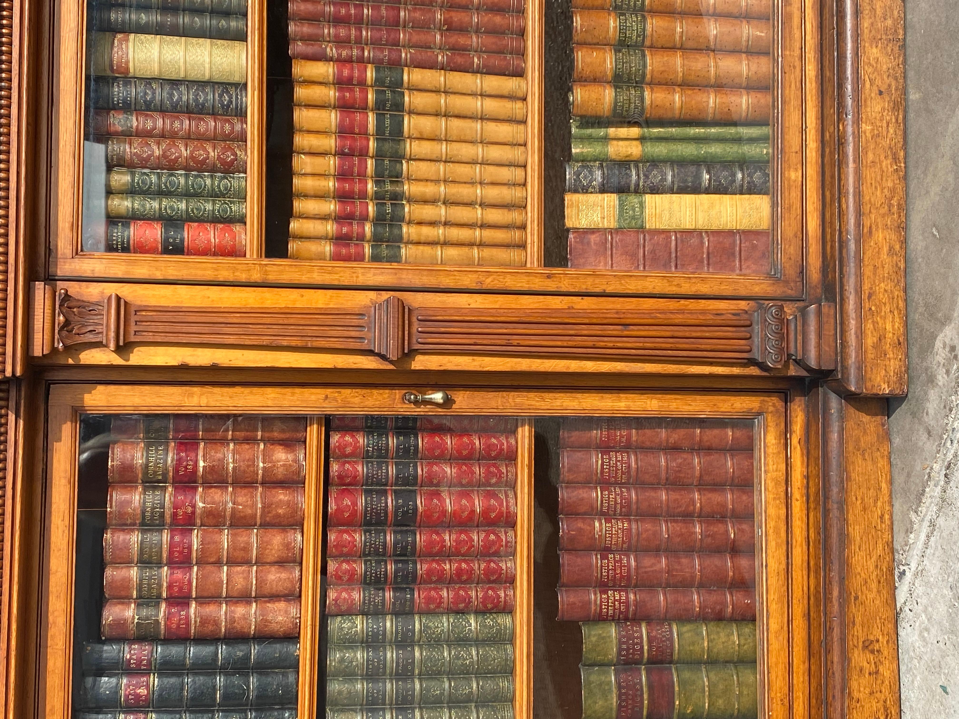 19th Century Slate Topped Oak Low Breakfront Bookcase In Good Condition In Petworth,West Sussex, GB