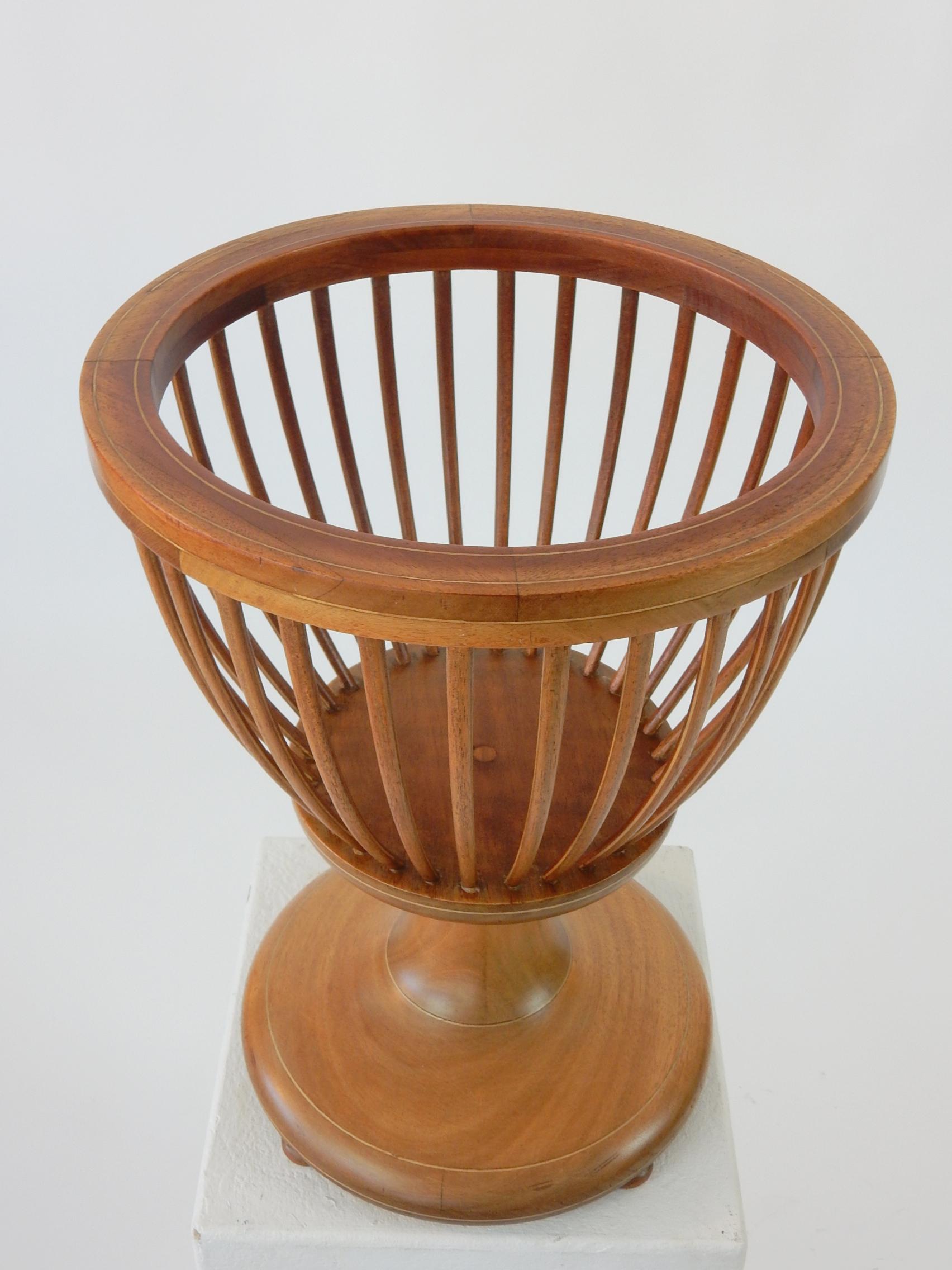 Early Victorian 19th Century Slatted Inlaid Mahogany and Copper Jardinièr Planter For Sale