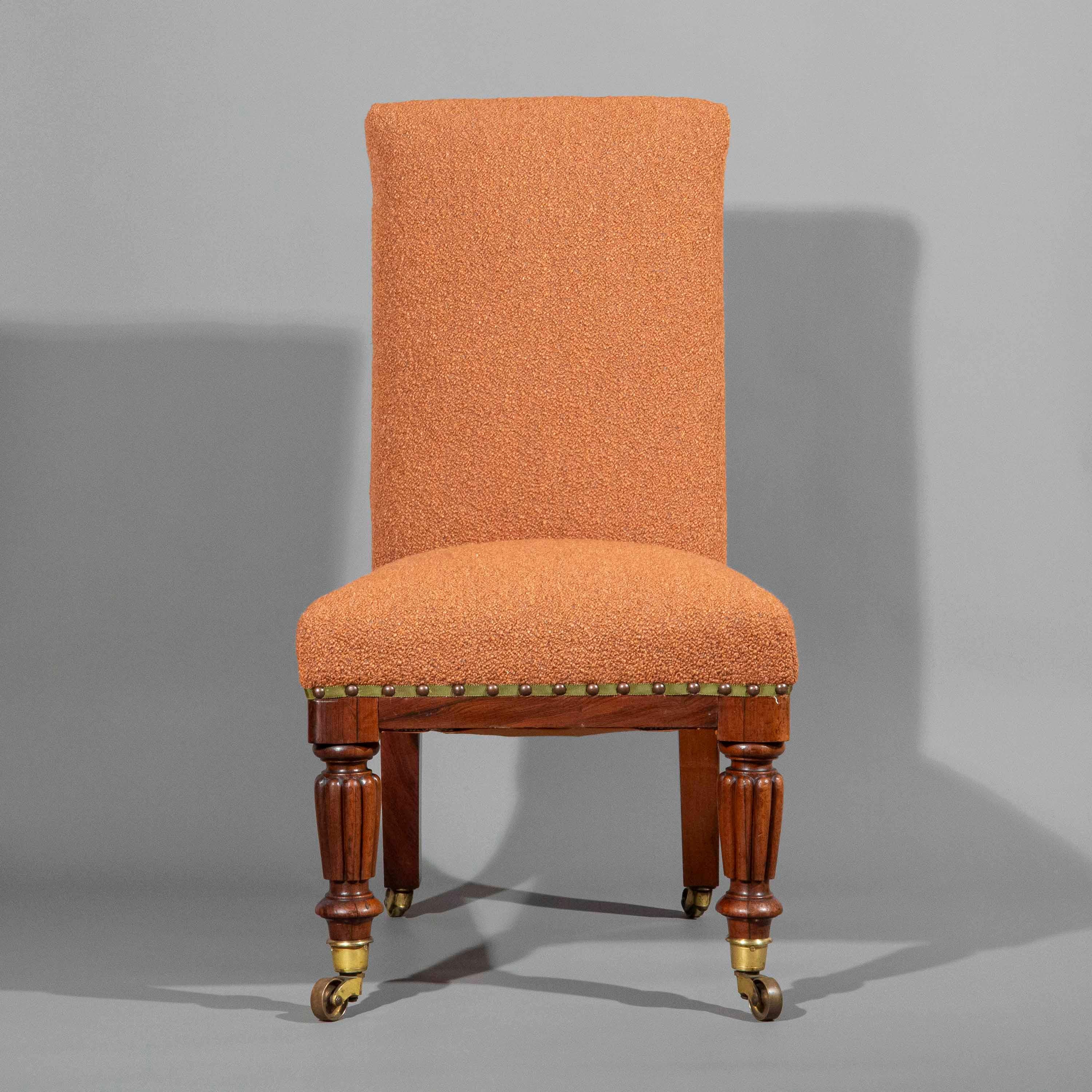 European Rare 19th Century Slipper Chair, circa 1820 For Sale