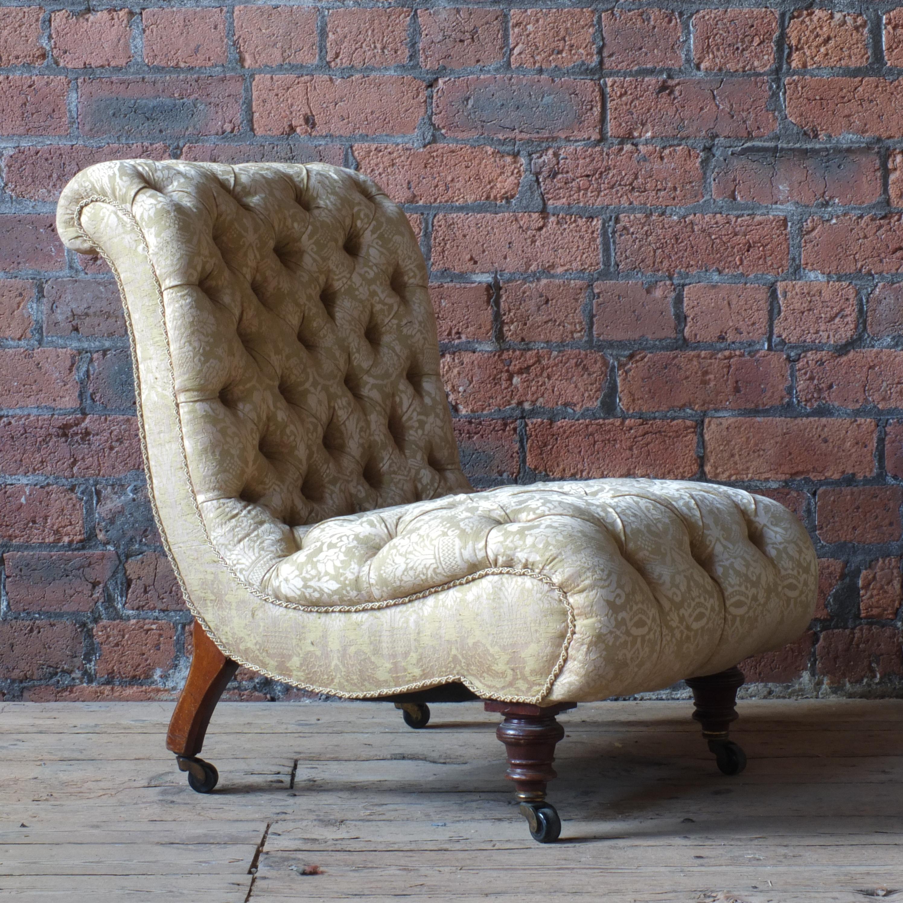 A good quality 19th century slipper chair. A good size and In solid order but would benefit from upholstery. If you would like this upholstering by us in a fabric of your choice please get in touch.

Some historic worm on the back leg which does
