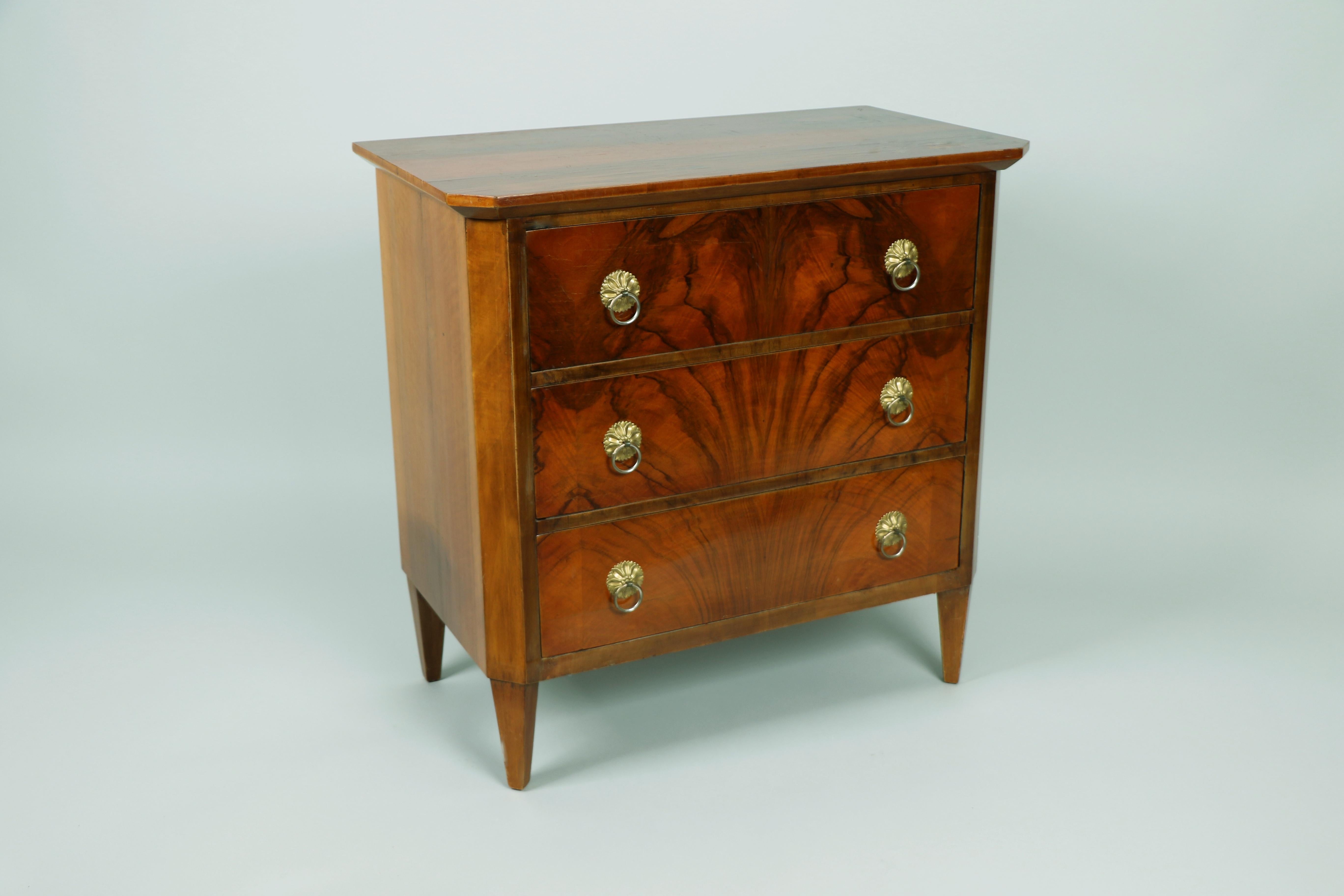 Brass 19th Century Small Biedermeier Walnut Chest of Drawers. Vienna, c. 1830 For Sale