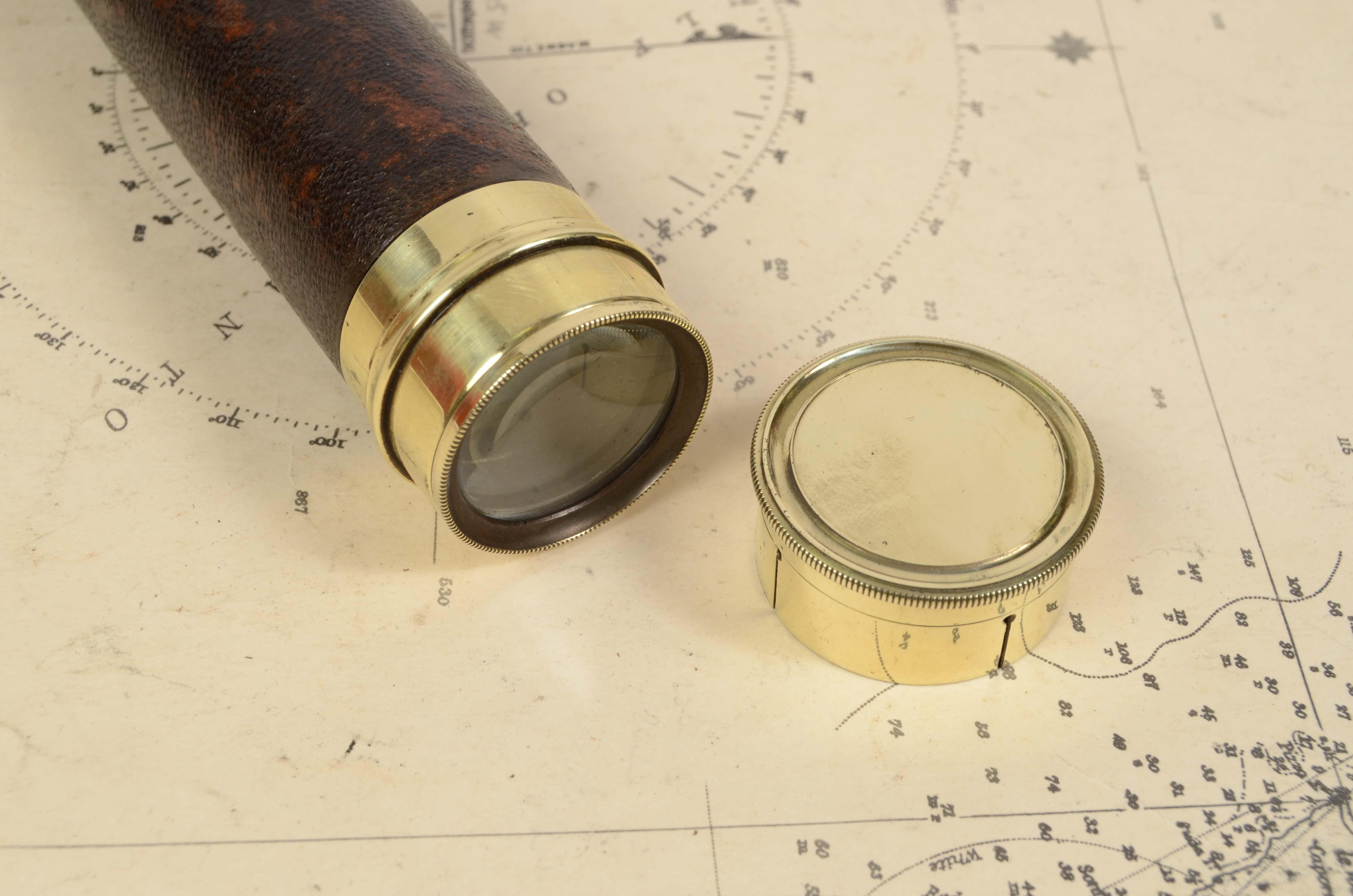 19th Century Small Brass French Telescope Antique Nautical Navigation Objects 2