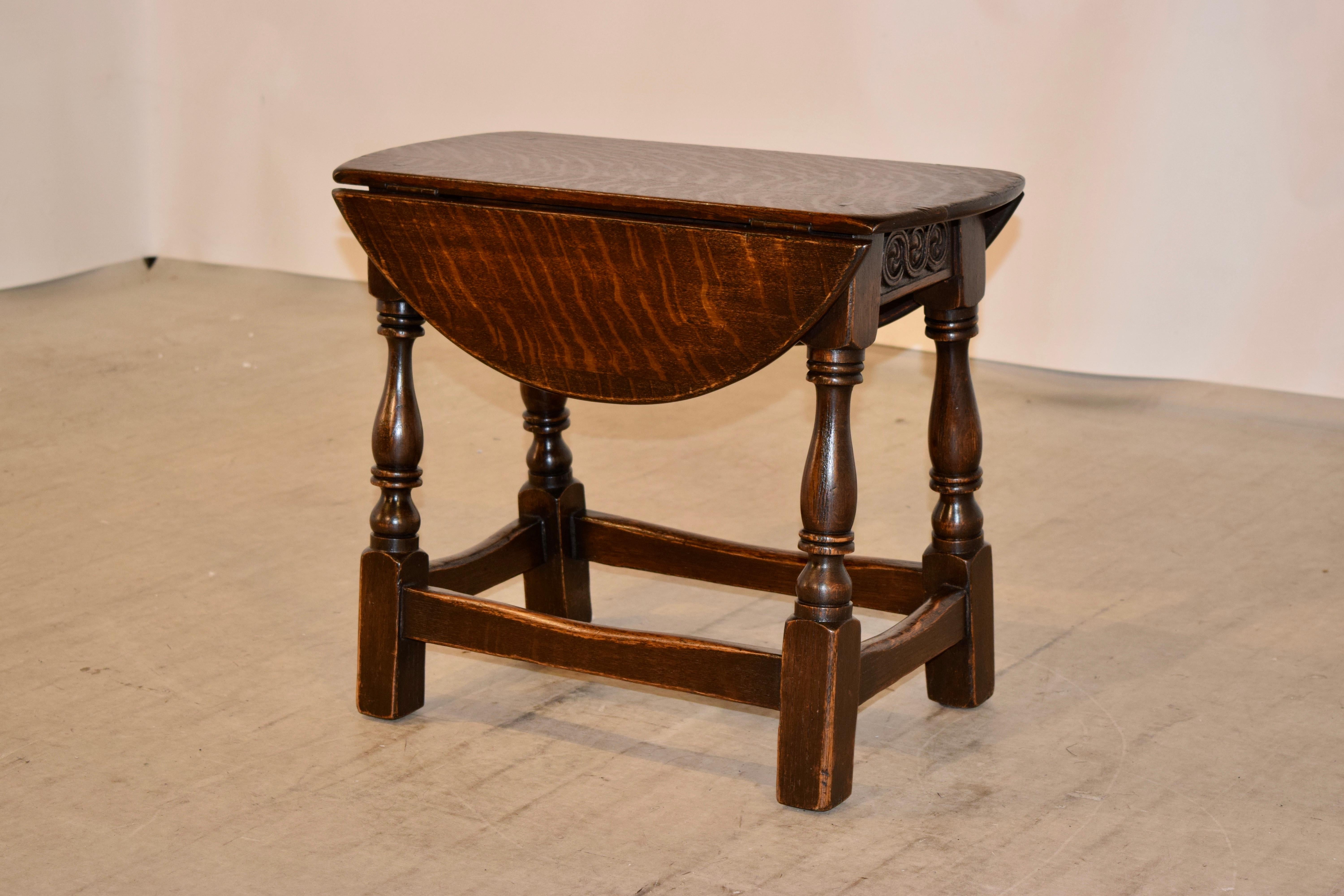 Victorian 19th Century Small Drop-Leaf Table