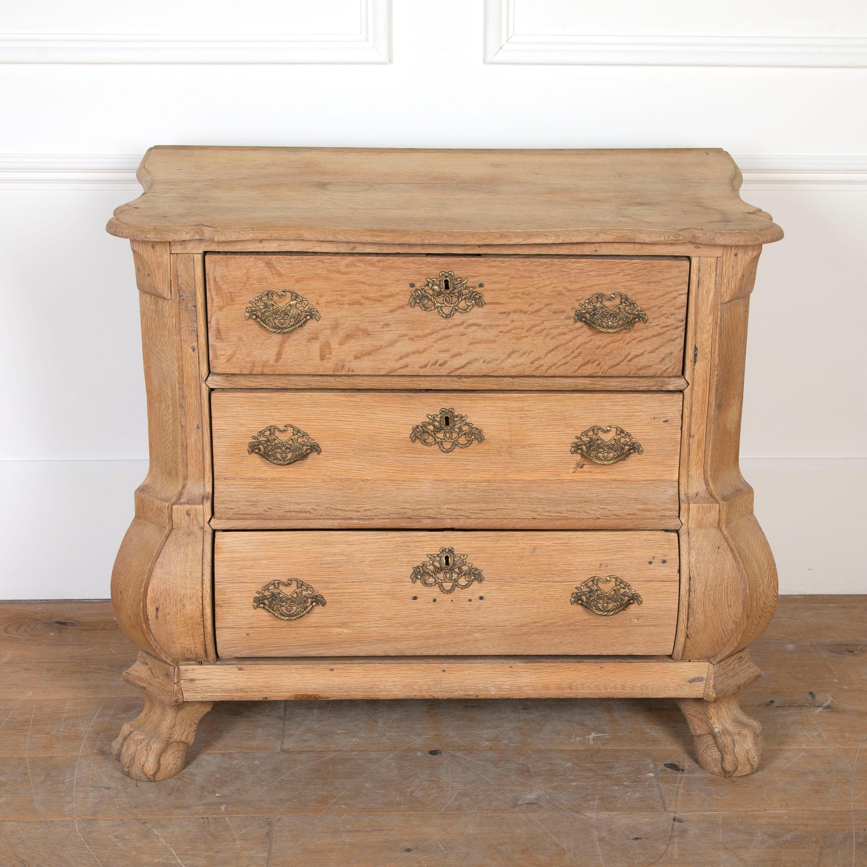 19th Century Small Dutch Oak Chest of Drawers In Good Condition For Sale In Gloucestershire, GB