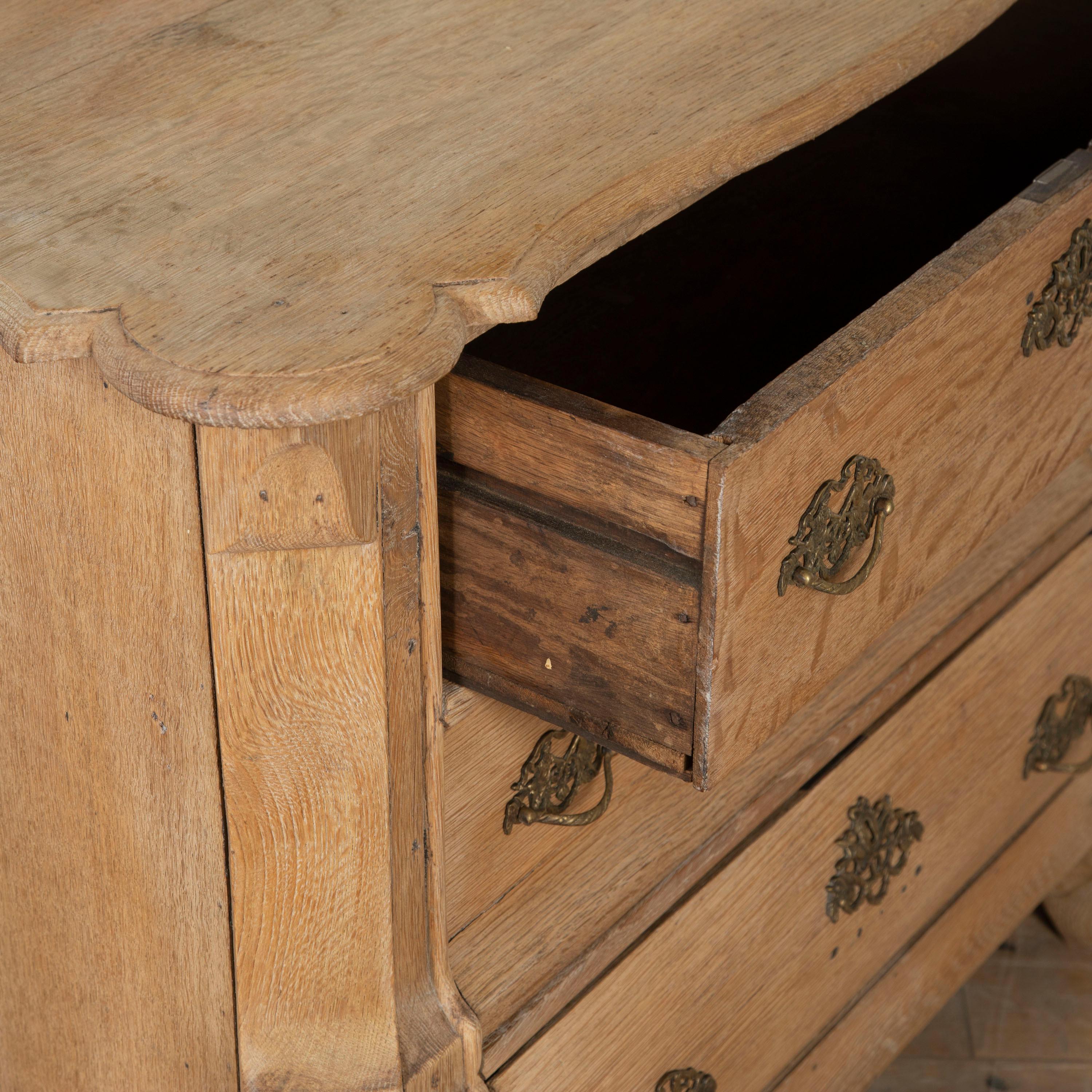 19th Century Small Dutch Oak Chest of Drawers For Sale 2
