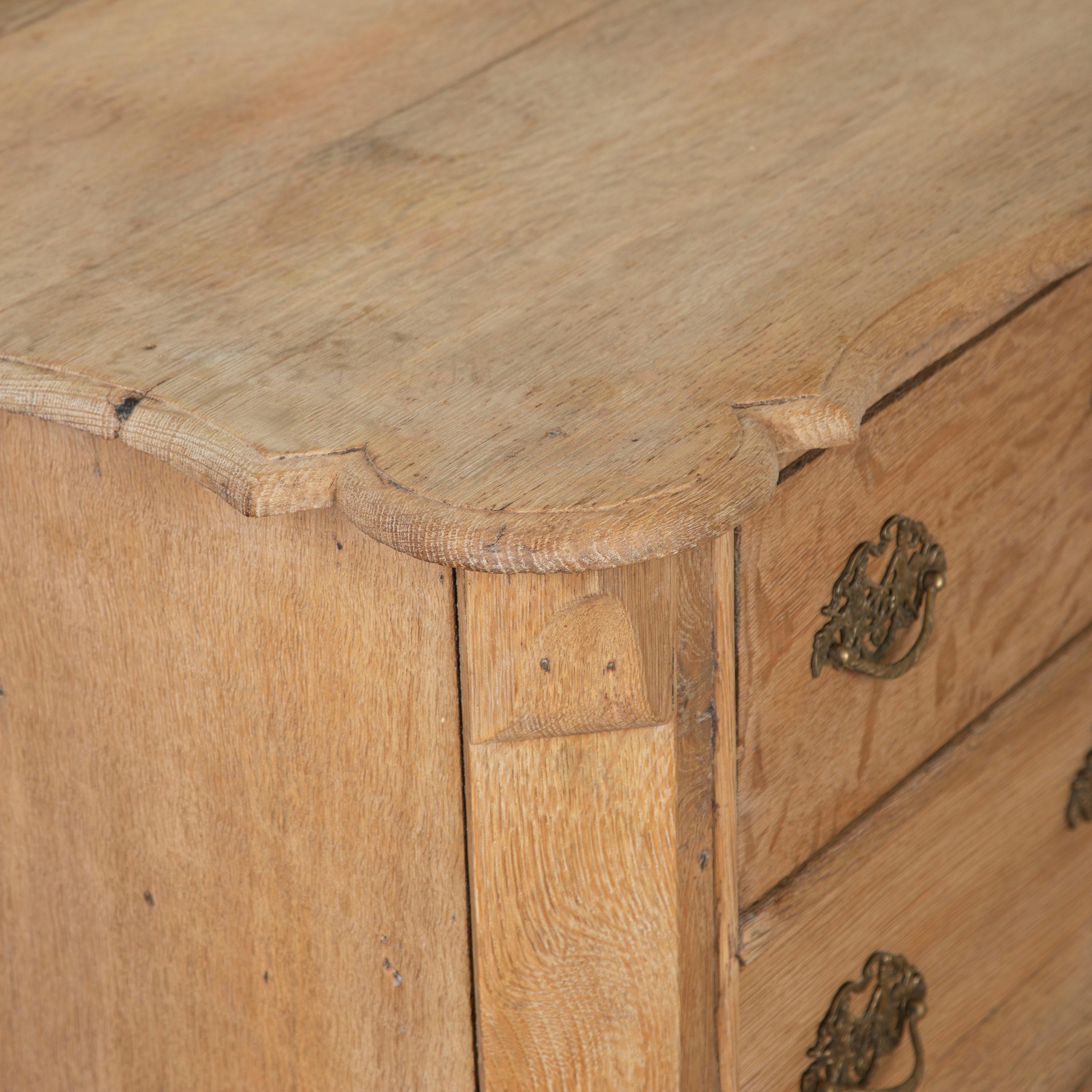 19th Century Small Dutch Oak Chest of Drawers For Sale 5