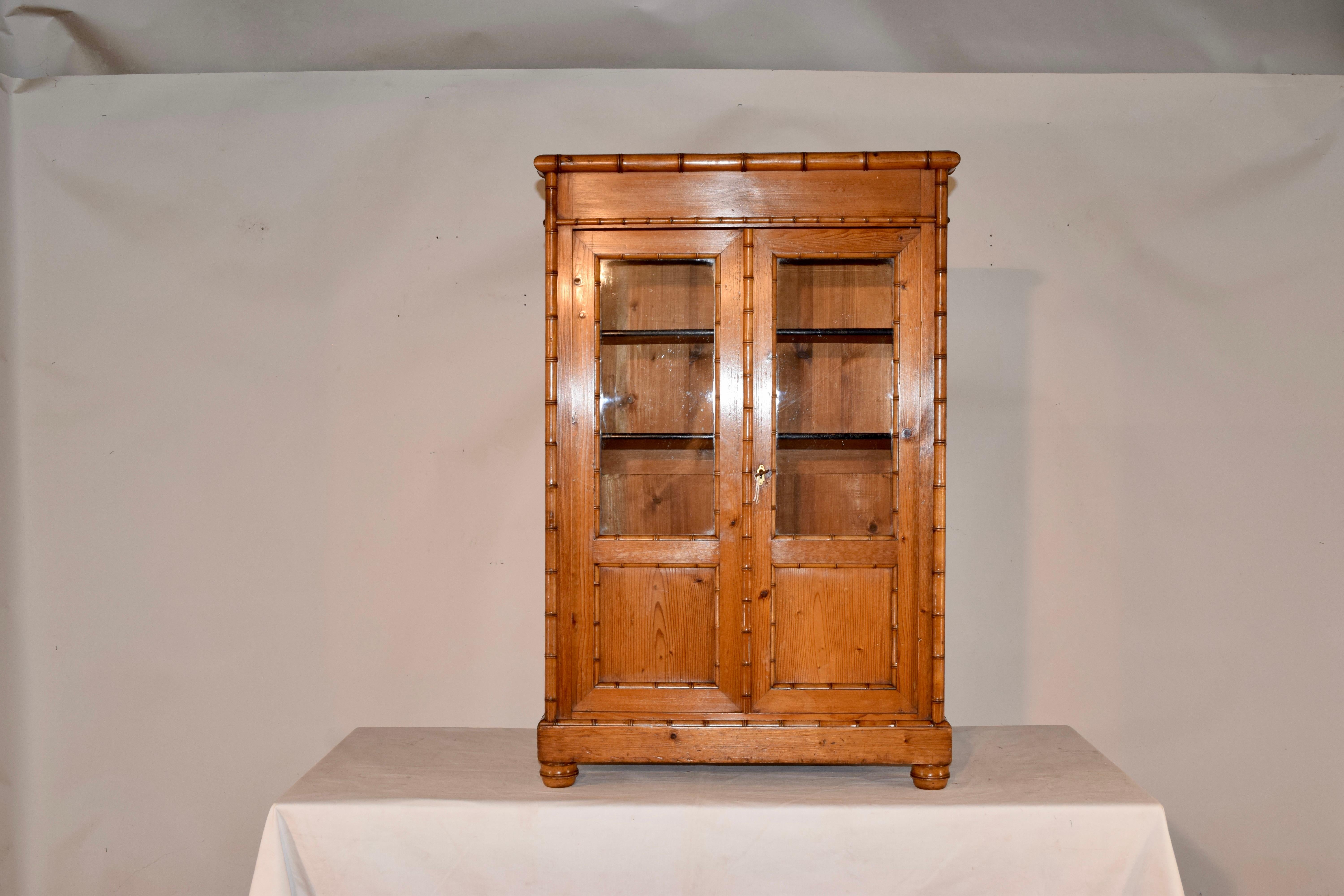 19th Century Small Faux Bamboo Bookcase In Good Condition In High Point, NC