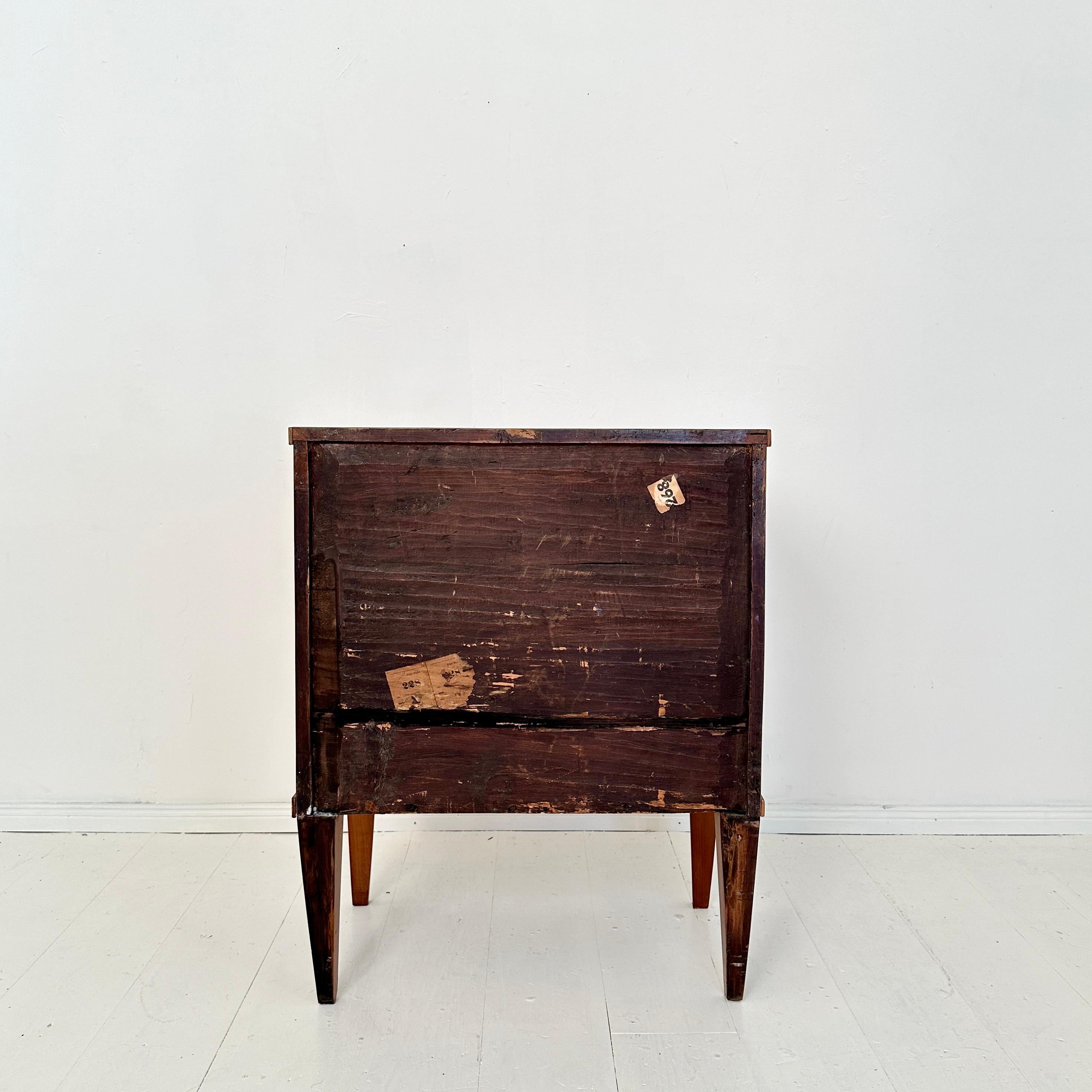 19. Jahrhundert Kleine deutsche Biedermeier Kommode Licht Rot Braun Kirschbaum, 1820 1