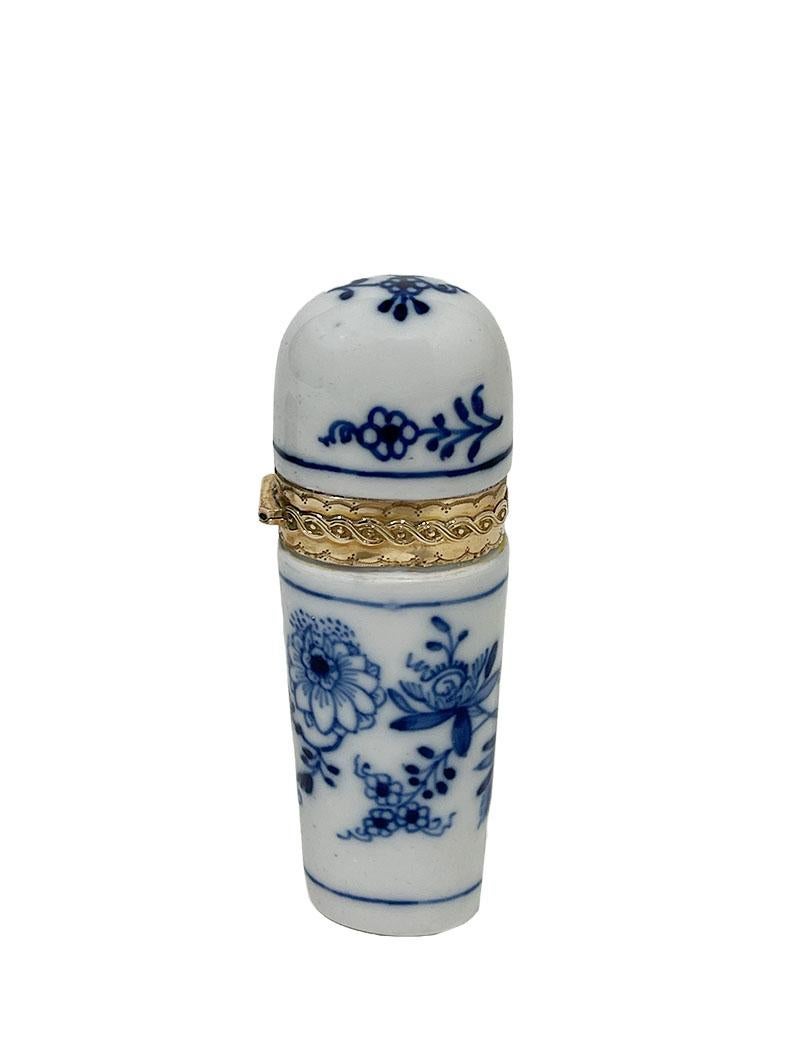 Dutch 19th Century Small Gold and Porcelain Scent Perfume Bottle in Box For Sale