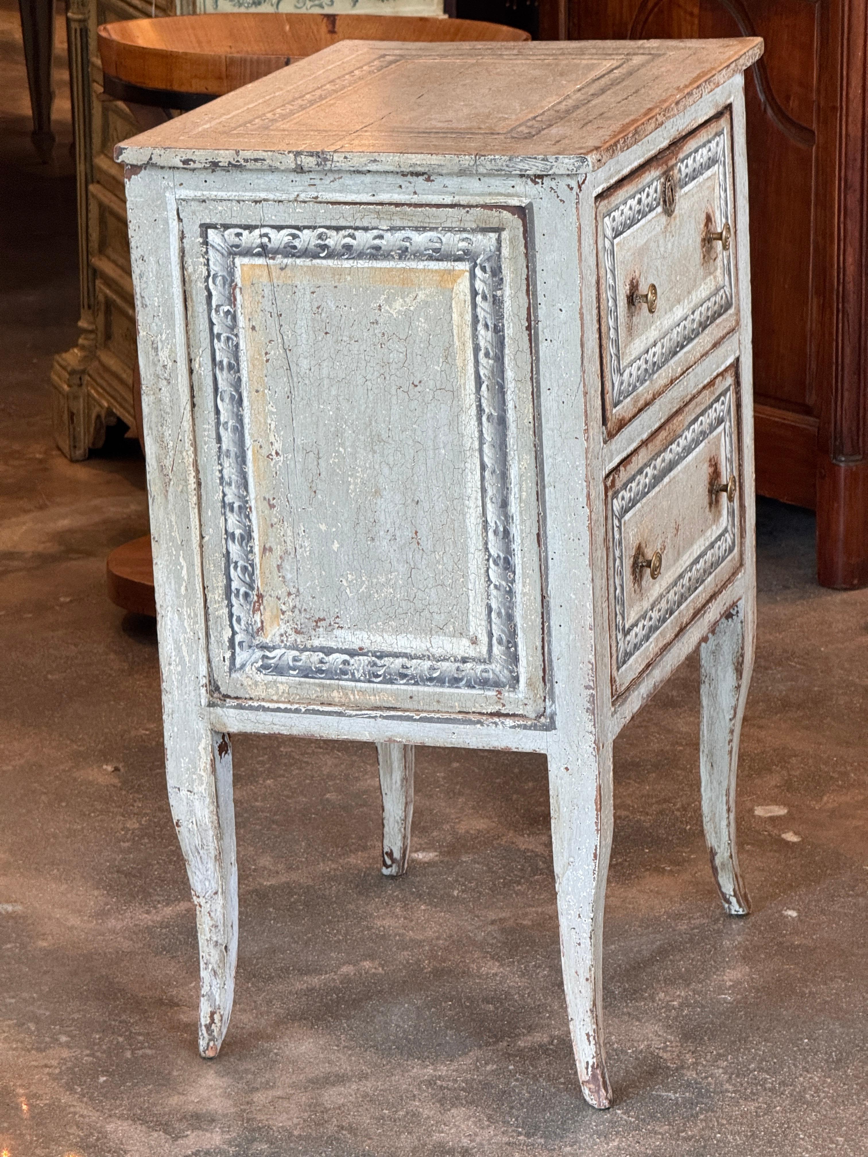 19th Century Small Italian Painted Commode For Sale 5