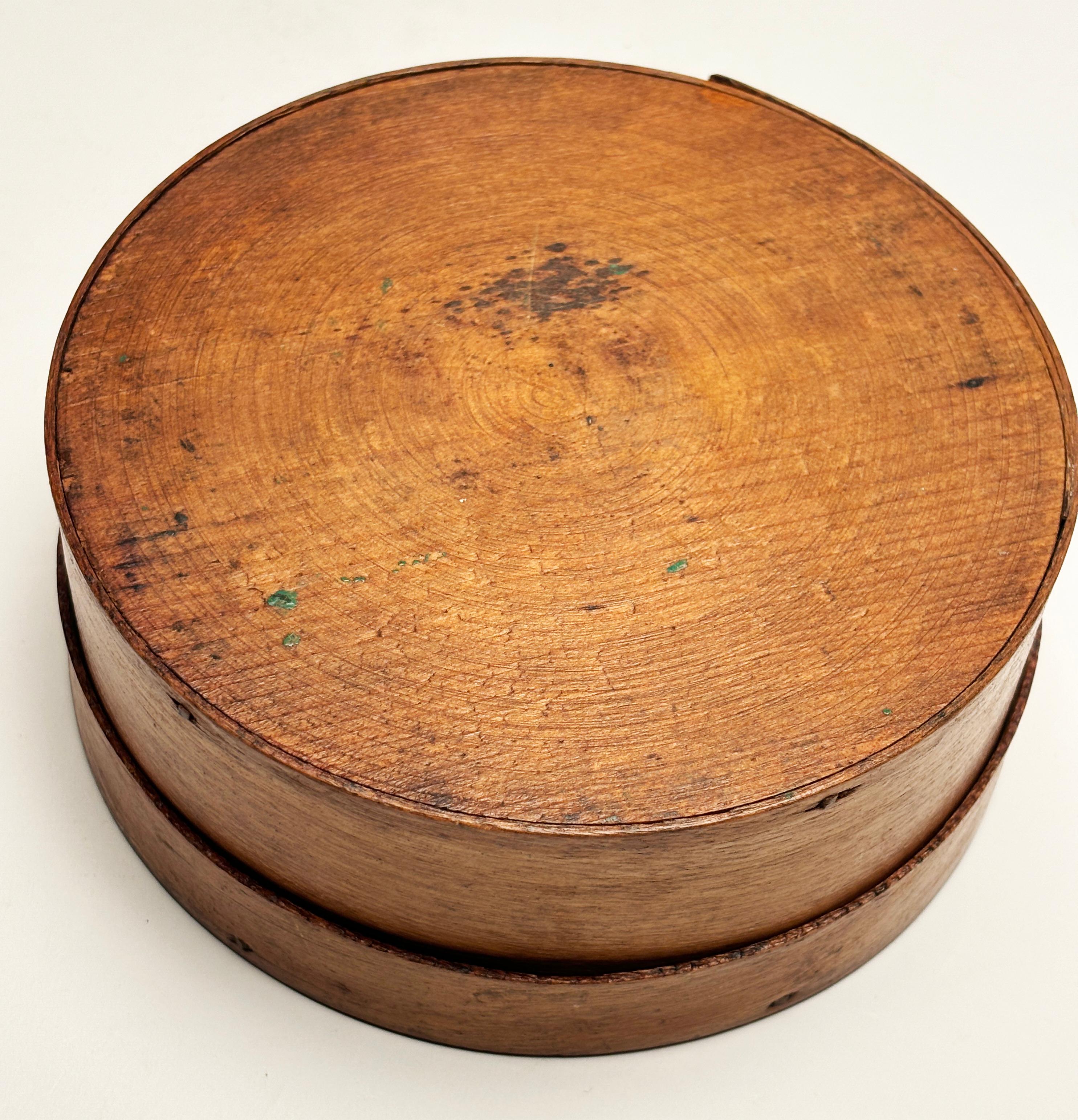 19th Century Small Pantry Box with Original Lid For Sale 8