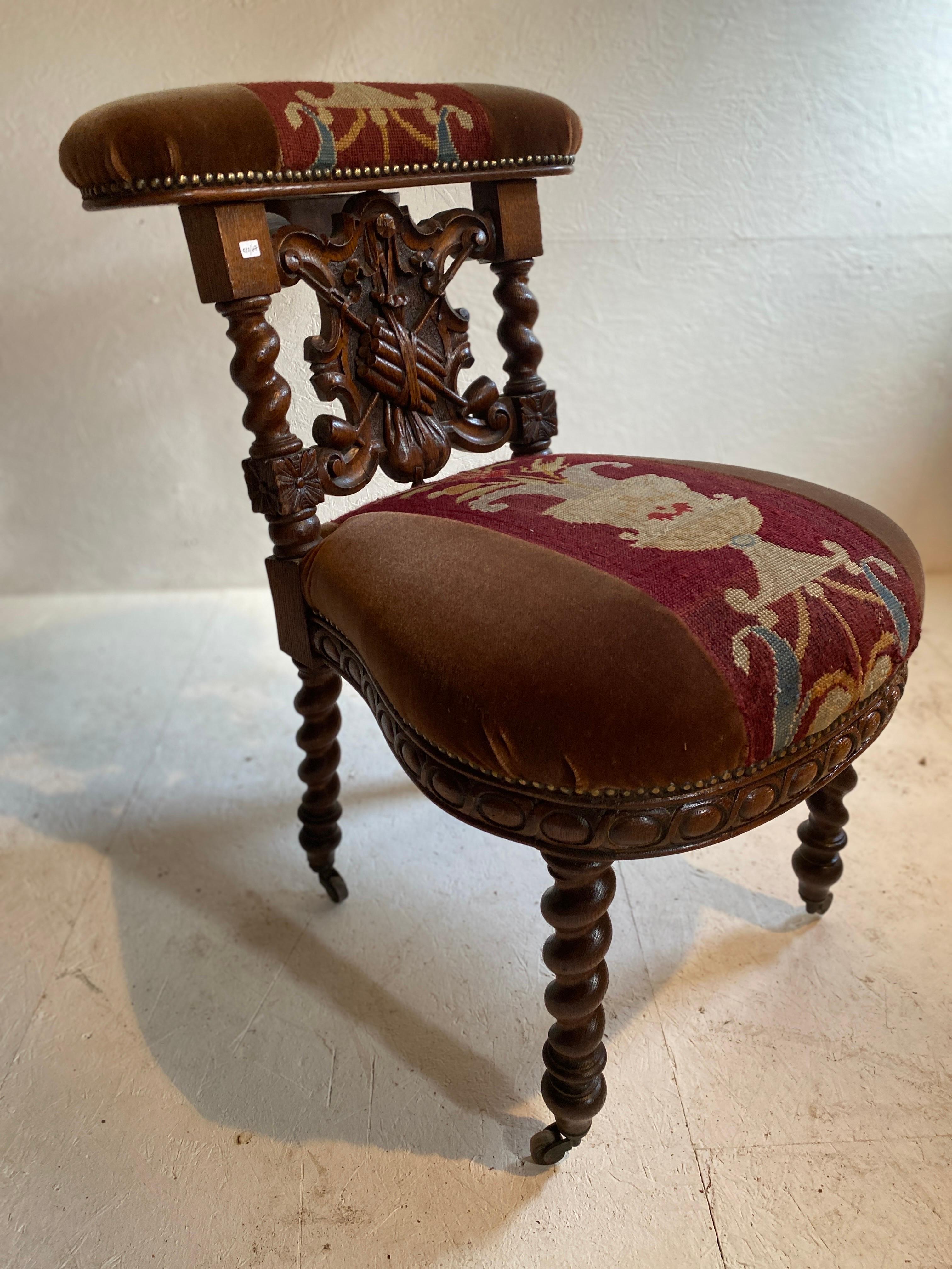 Louis XIII 19th century smoker’s chair in oak For Sale