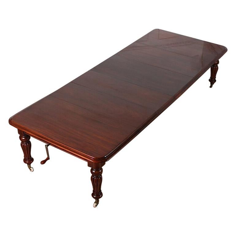 19th Century Solid Mahogany English Victorian Extending Dining Banquet Table