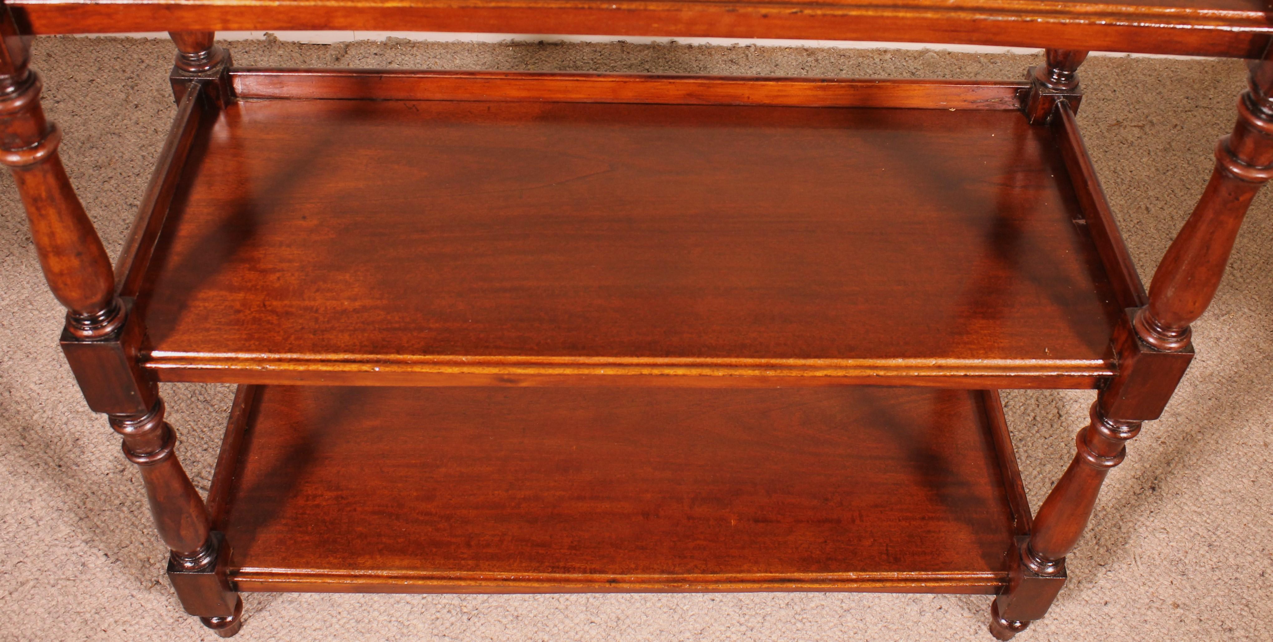 19th Century Solid Mahogany Three Tier Buffet In Good Condition For Sale In Brussels, Brussels