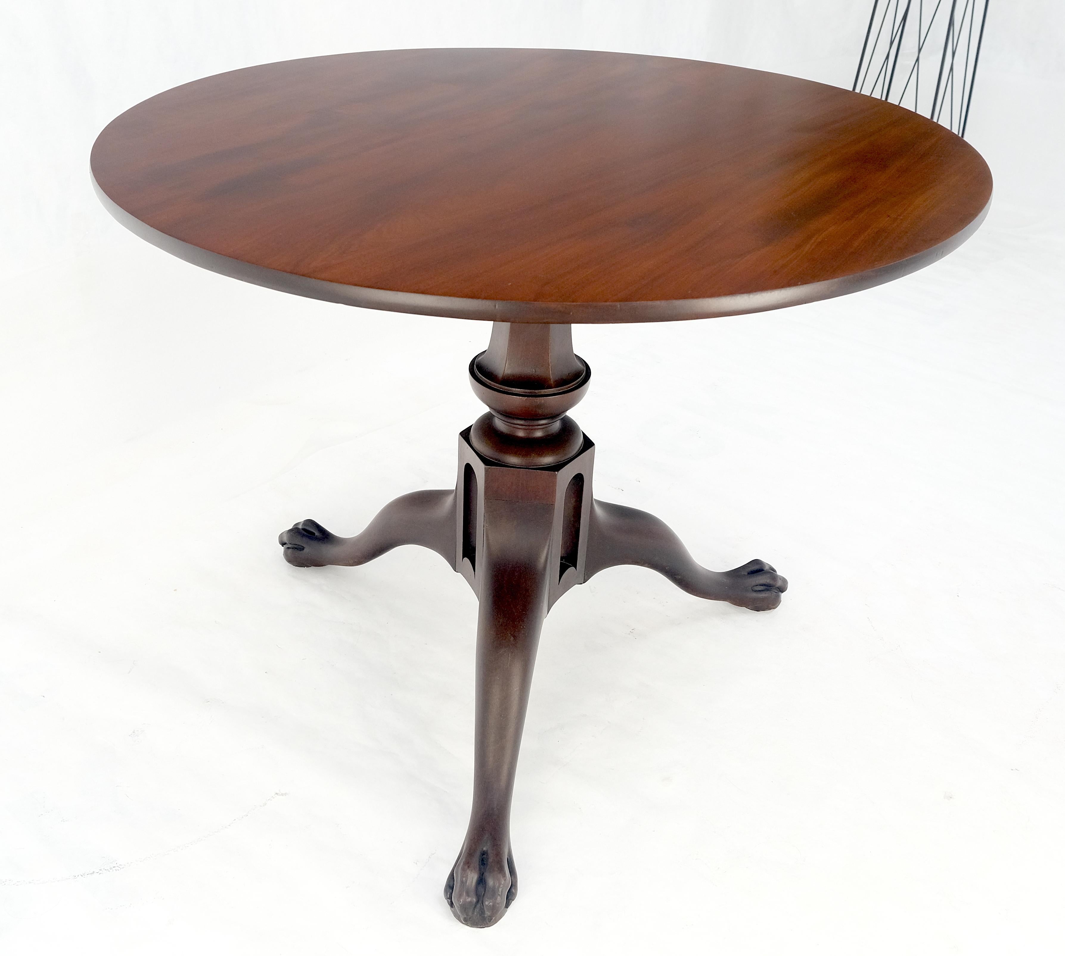 19. Jahrhundert Massiv Mahagoni Tilt Top Claw Feet Lampe Seite Mitte Frühstückstisch im Angebot 1