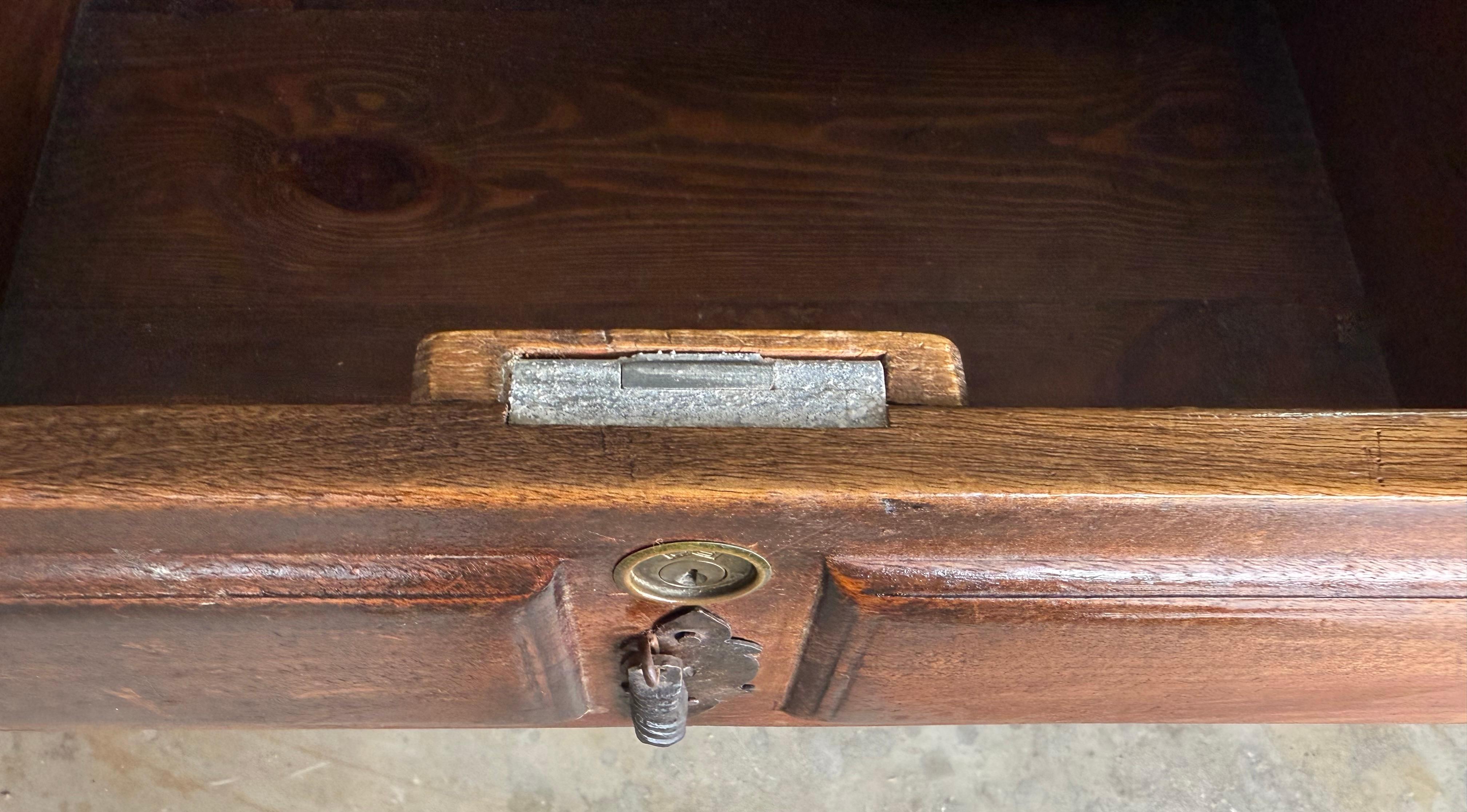 19th Century Solid Oak Baroque Fluted Legs Desk Writing Table or Console en vente 7