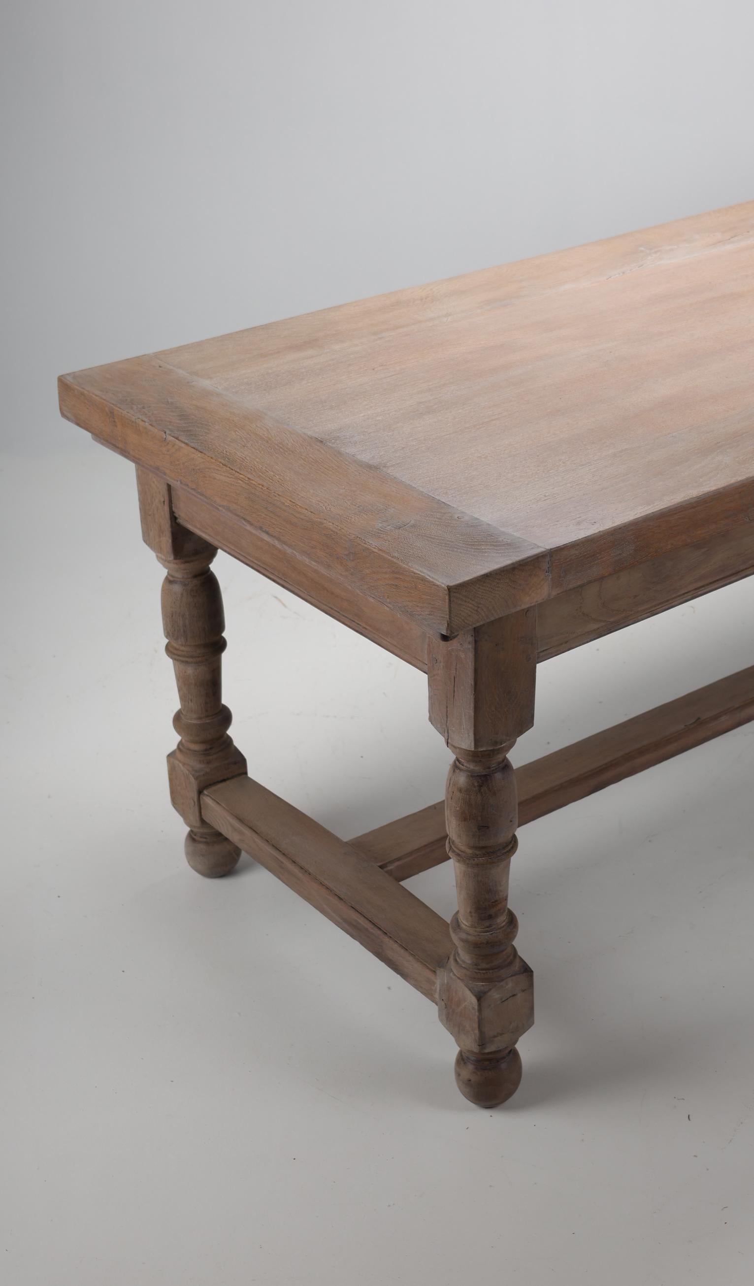 Mesa de comedor de roble macizo del siglo XIX en Bueno estado para la venta en Stahnsdorf, DE