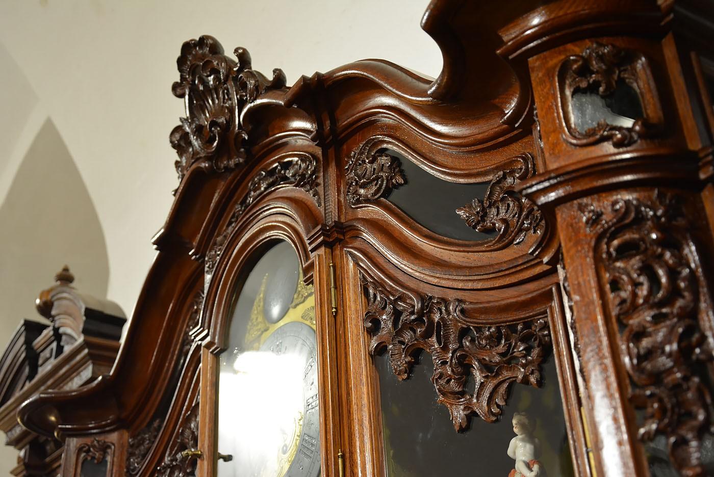 19th Century Solid Oak Rococo Style Cupboard with H Bury A Paris Clock For Sale 3