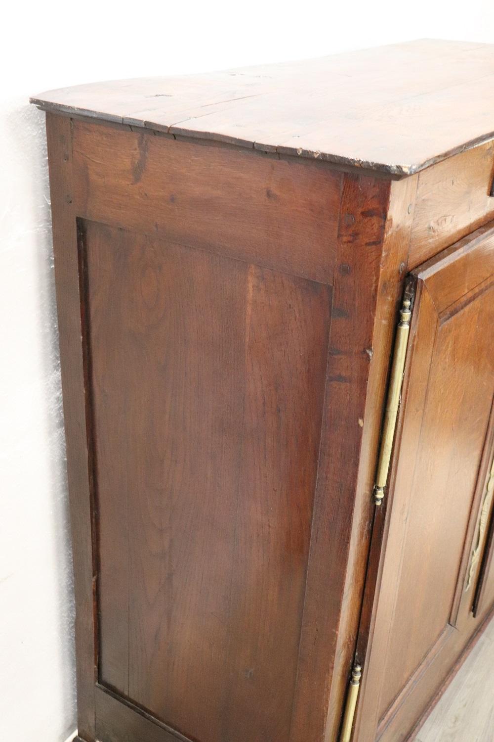 19th Century Solid Oak Wood Sideboard or Buffet In Good Condition In Casale Monferrato, IT