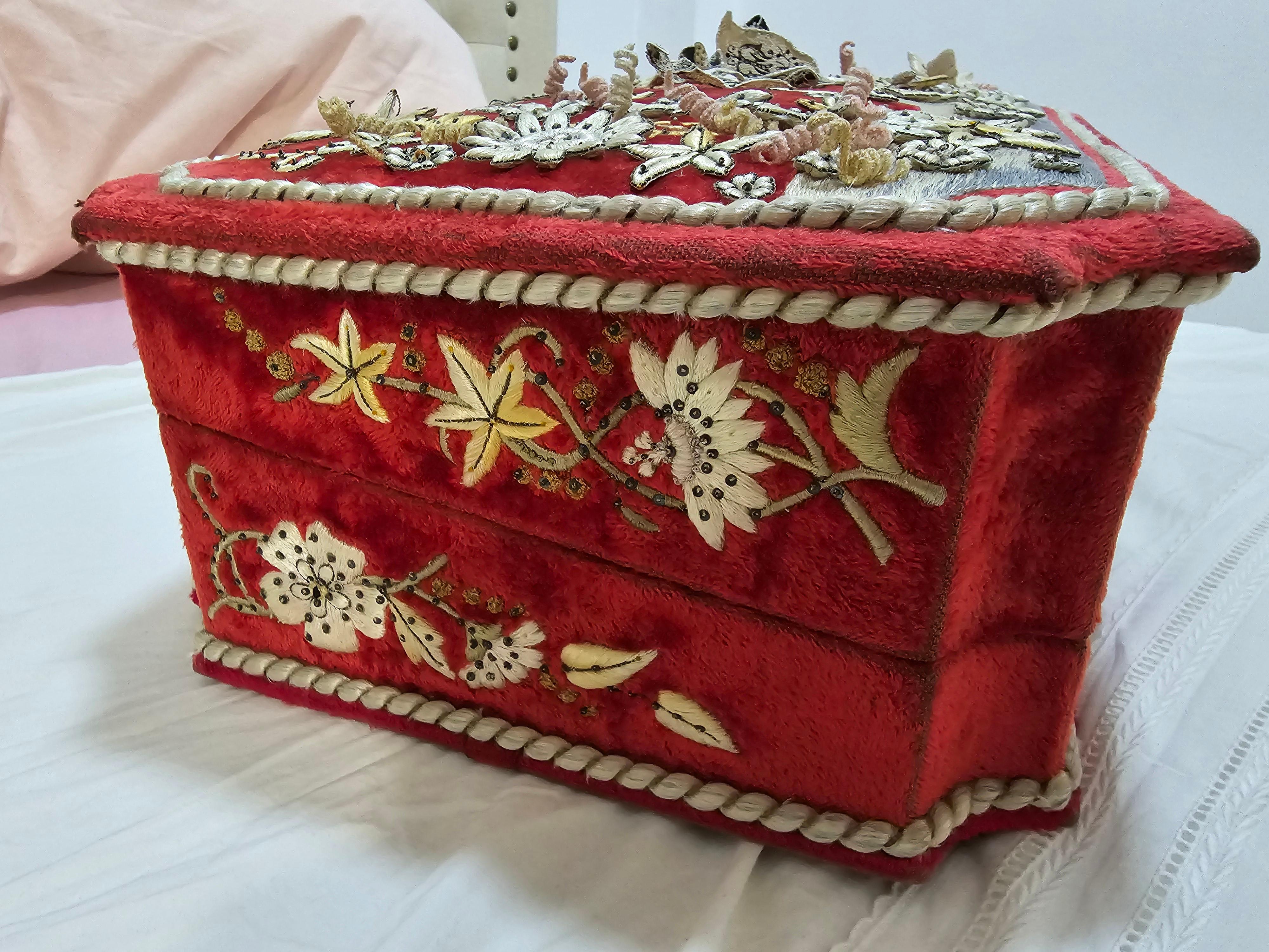 19th Century Solid Silver Baptismal Set For Sale 11