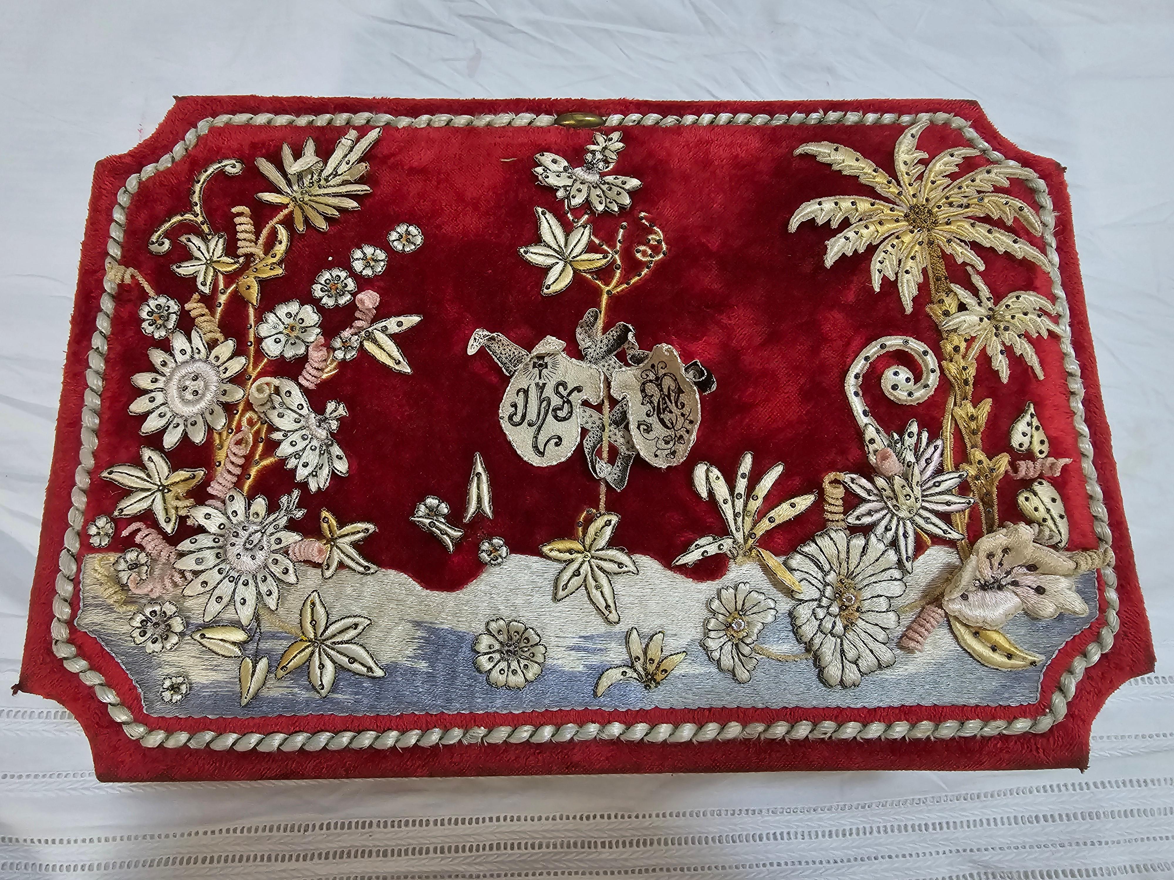 19th Century Solid Silver Baptismal Set In Good Condition For Sale In Madrid, ES