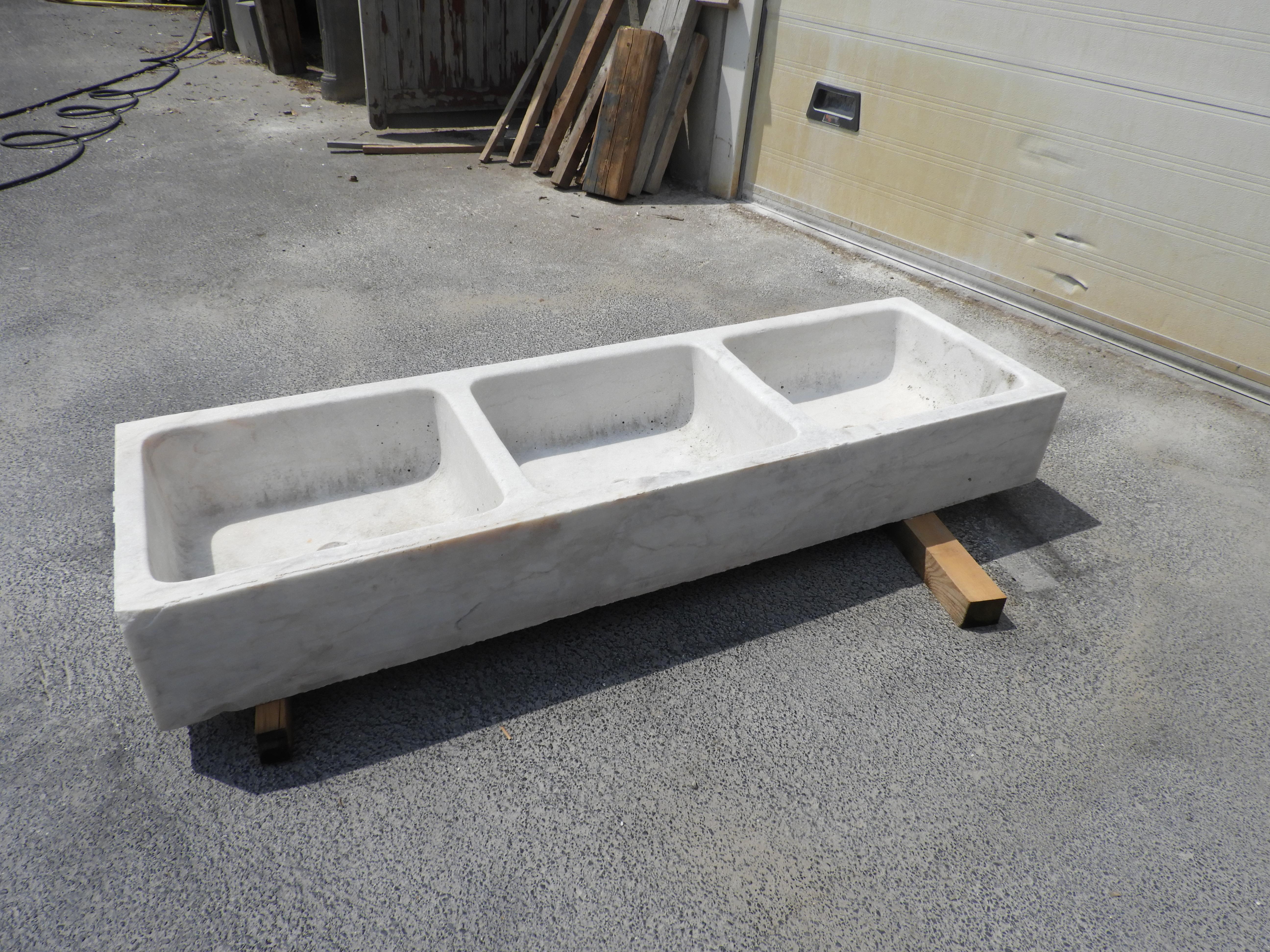 19th Century Solid Spanish Marble Sink 3