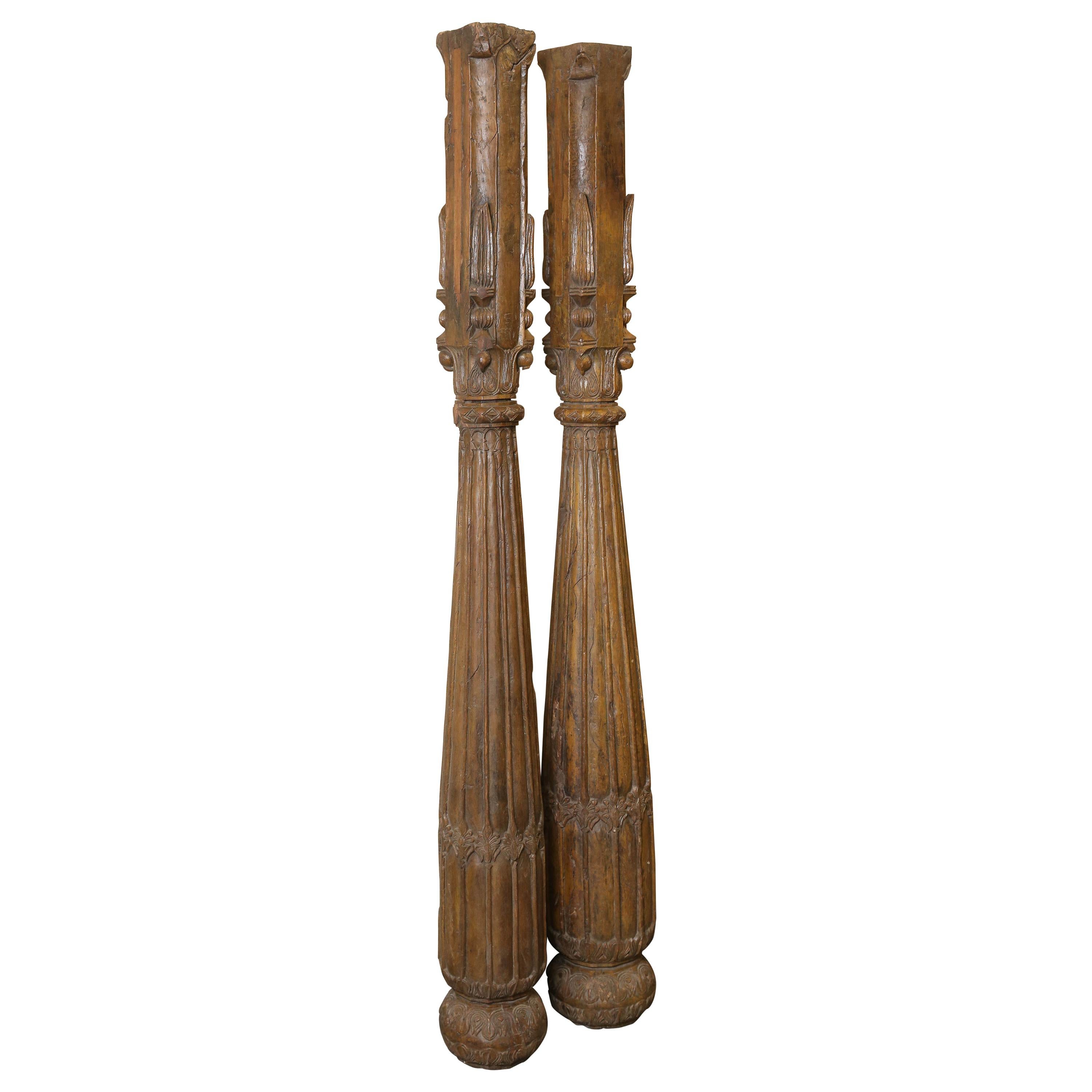 19th Century Solid Teak Wood Indoor Shaped Columns from Chettinad in South India For Sale