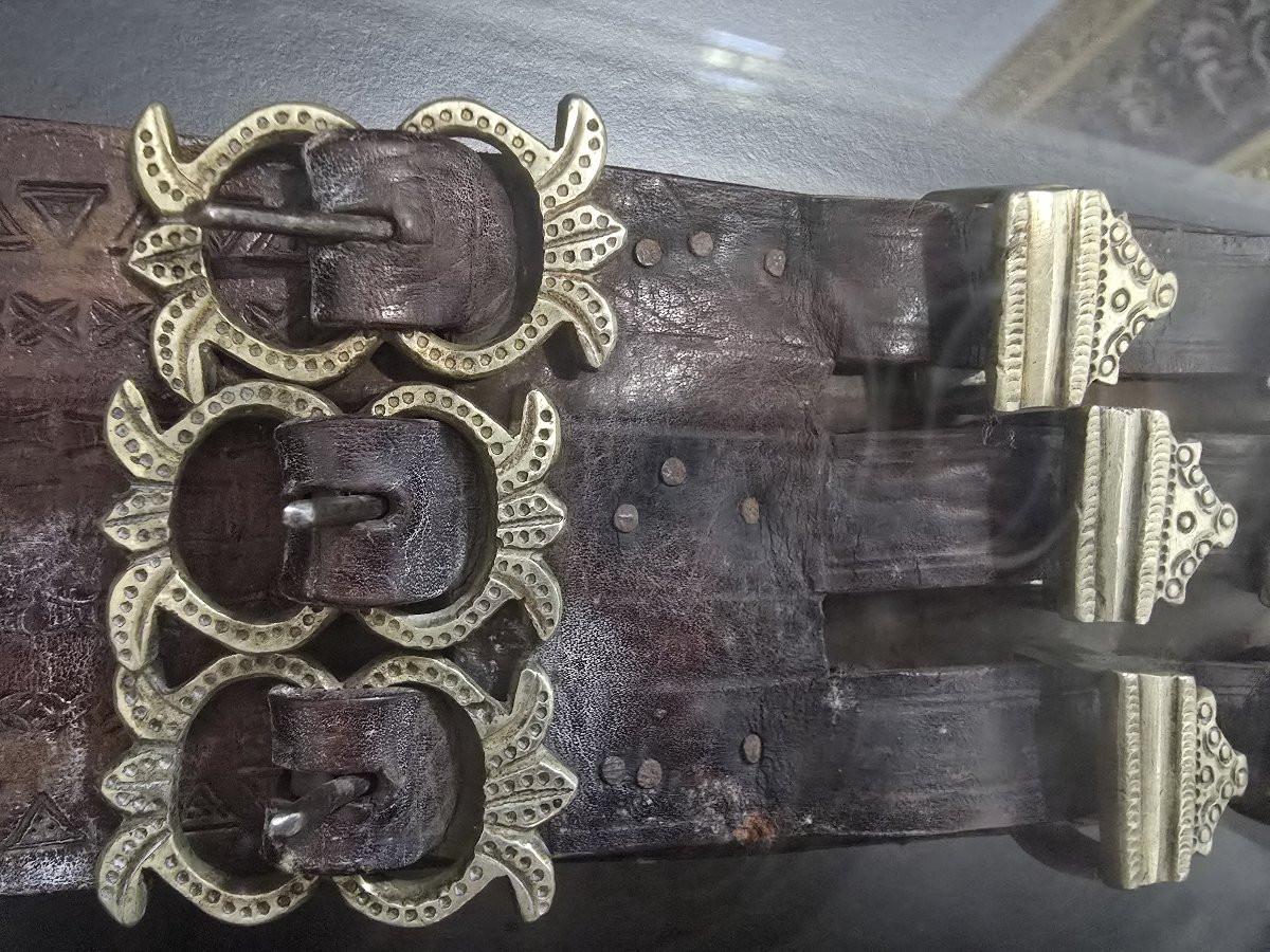 Spanish Colonial 19th Century South American Colonial Silver and Leather Belt – Framed For Sale