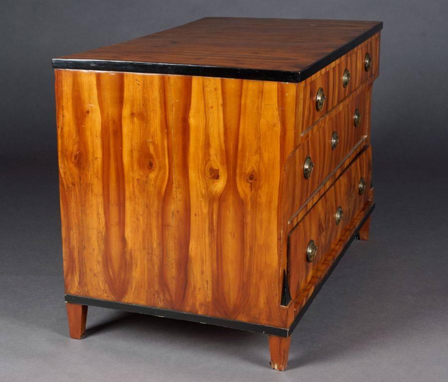 Cherry 19th Century South German Biedermeier Commode For Sale