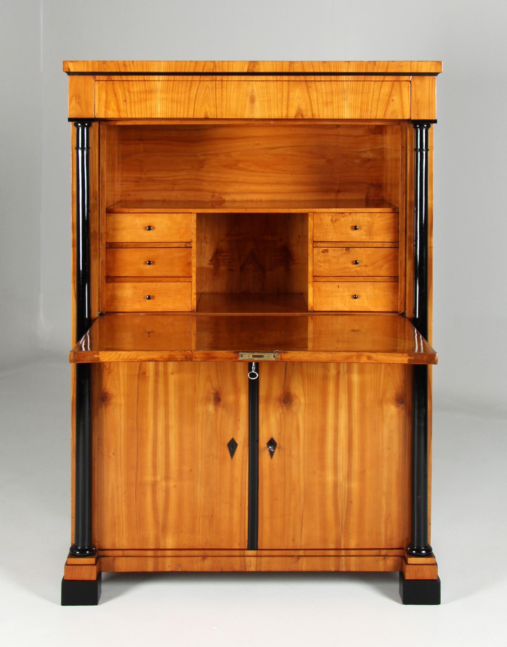 19th Century Southern German Secretaire, Cherry, Biedermeier circa 1830 For Sale 7