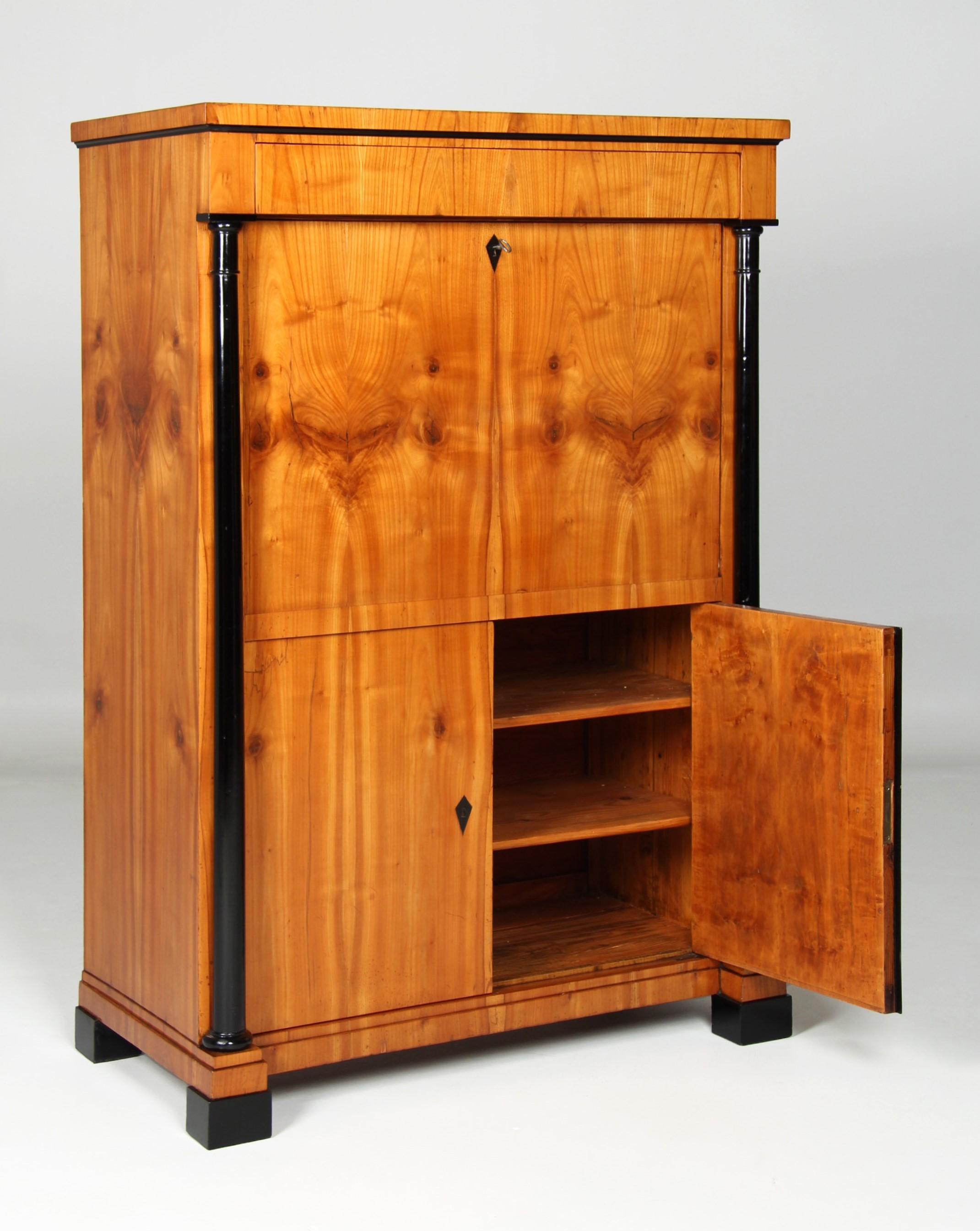 Early 19th Century 19th Century Southern German Secretaire, Cherry, Biedermeier circa 1830 For Sale