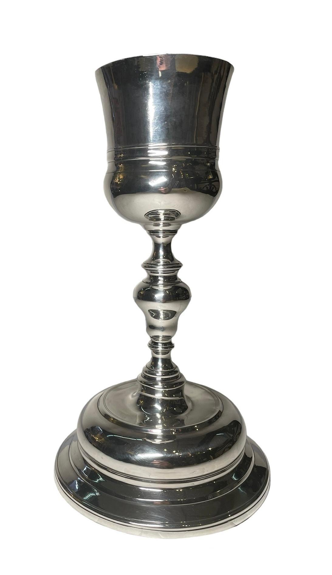 Hand-Crafted 19th Century Spaniard Silver Chalice For Sale