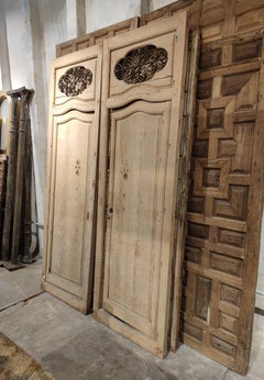 19th Century Spanish Andalusian Double Door with Wrought Iron Decorative Grille