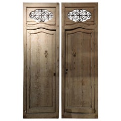 19th Century Spanish Andalusian Double Door with Wrought Iron Decorative Grille