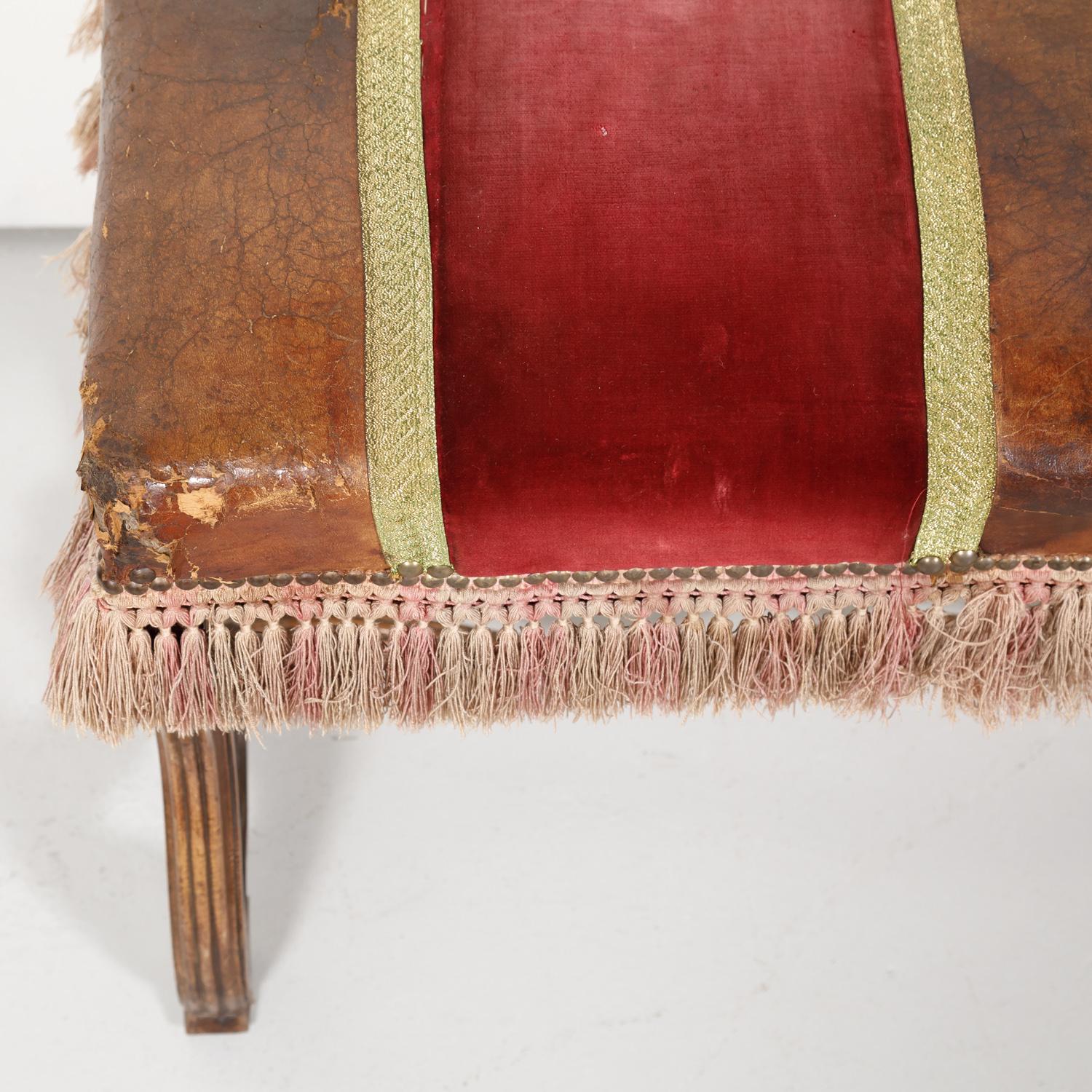 19th Century Spanish Backless Leather and Velvet Louis XIV Style Bench For Sale 3