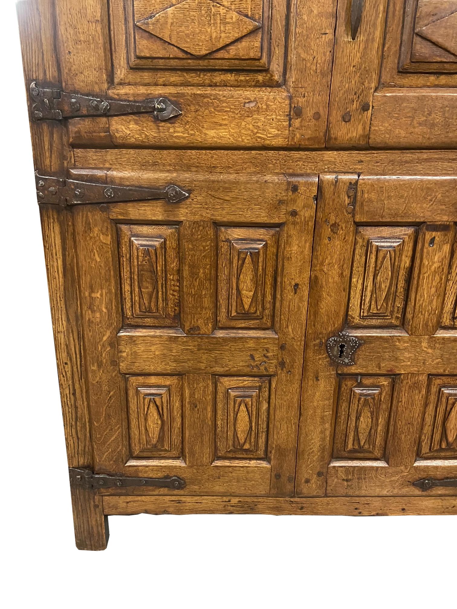 19th Century Spanish Baroque Cupboard In Good Condition For Sale In Sag Harbor, NY