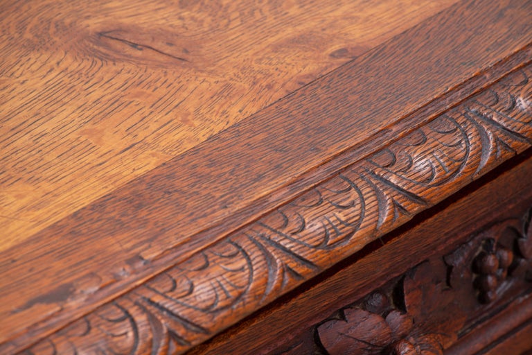 19th Century Spanish Baroque Oak Desk - Console For Sale 7