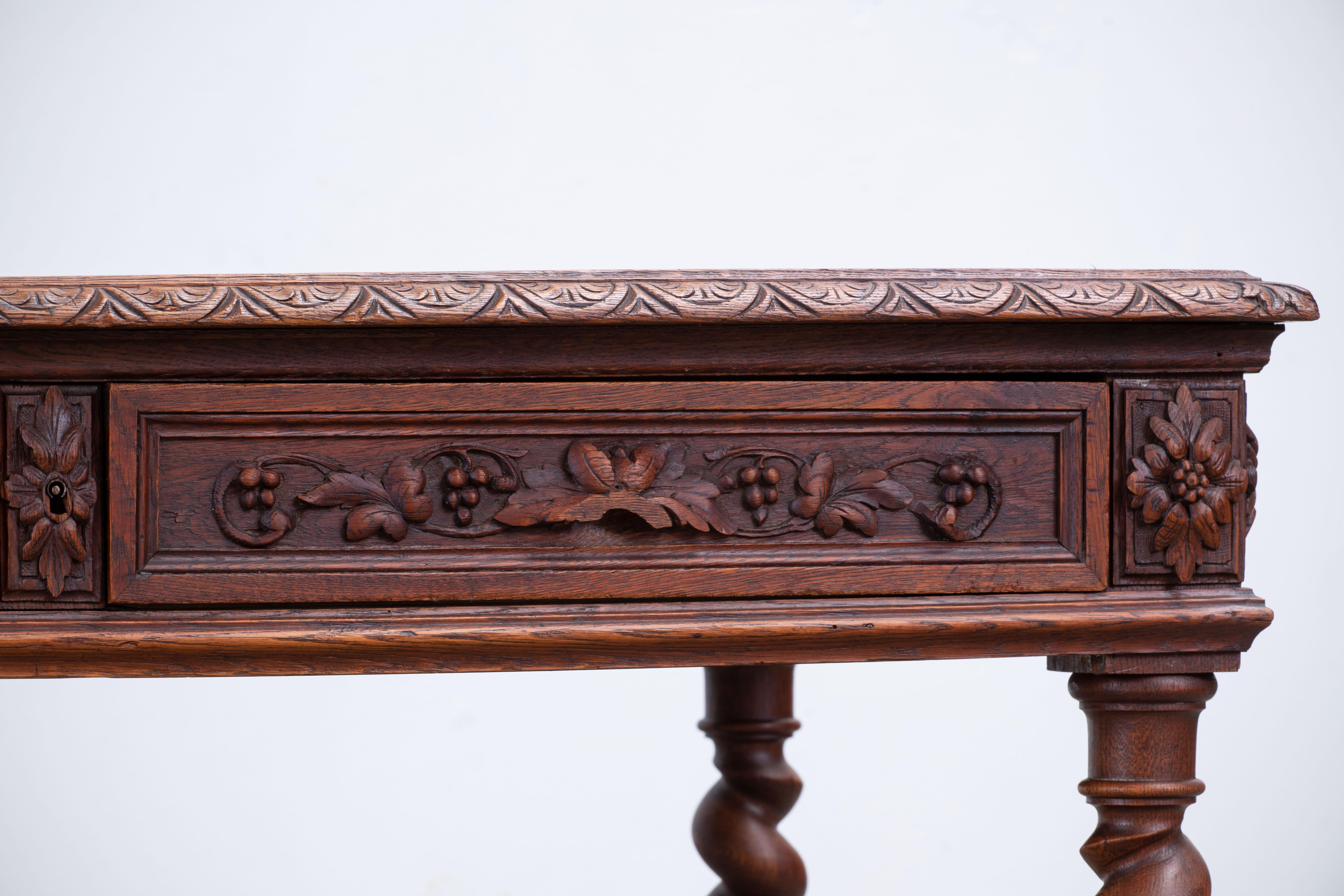 19th Century Spanish Baroque Oak Desk - Console For Sale 1